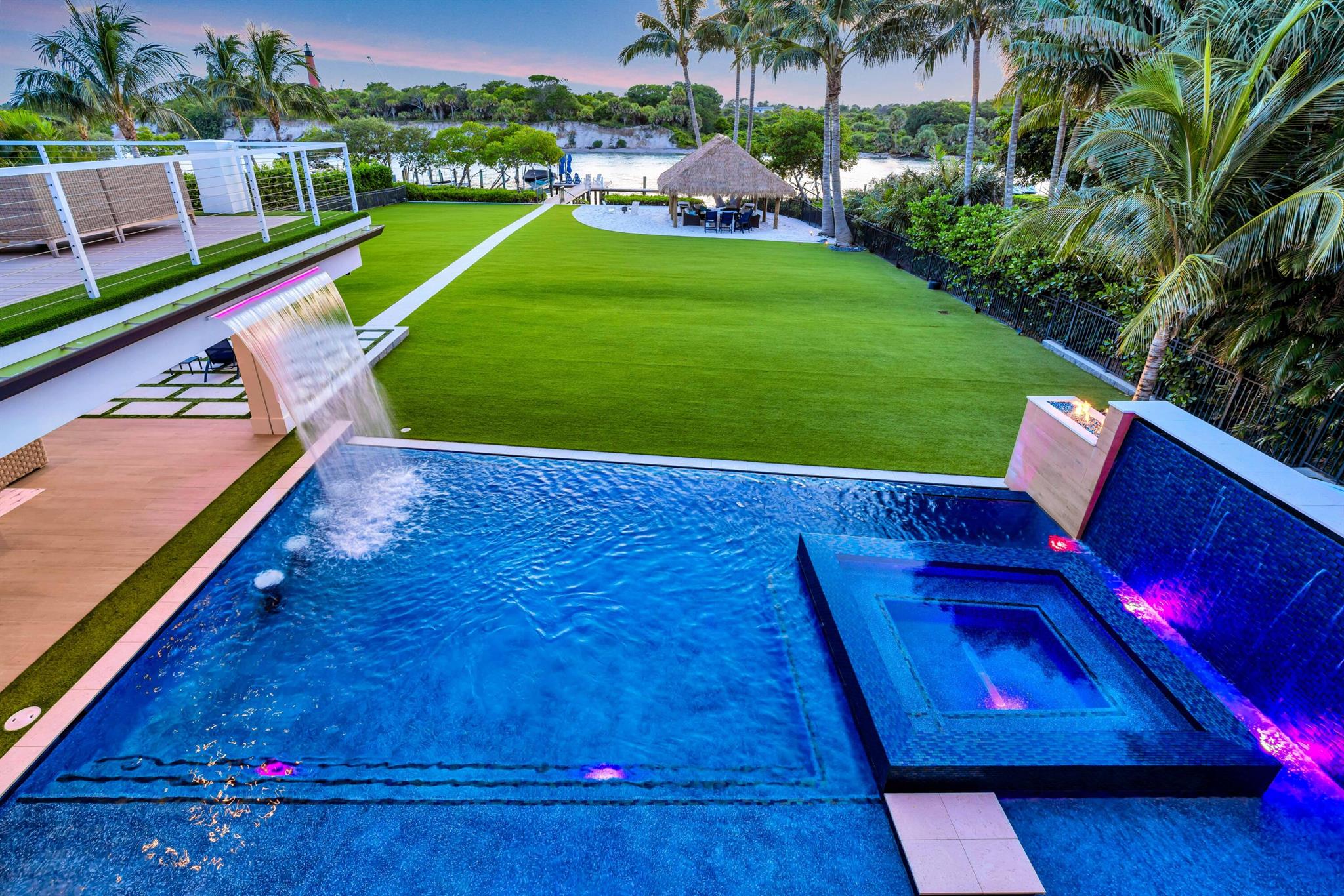 JUPITER INLET BEACH COLONY - Residential
