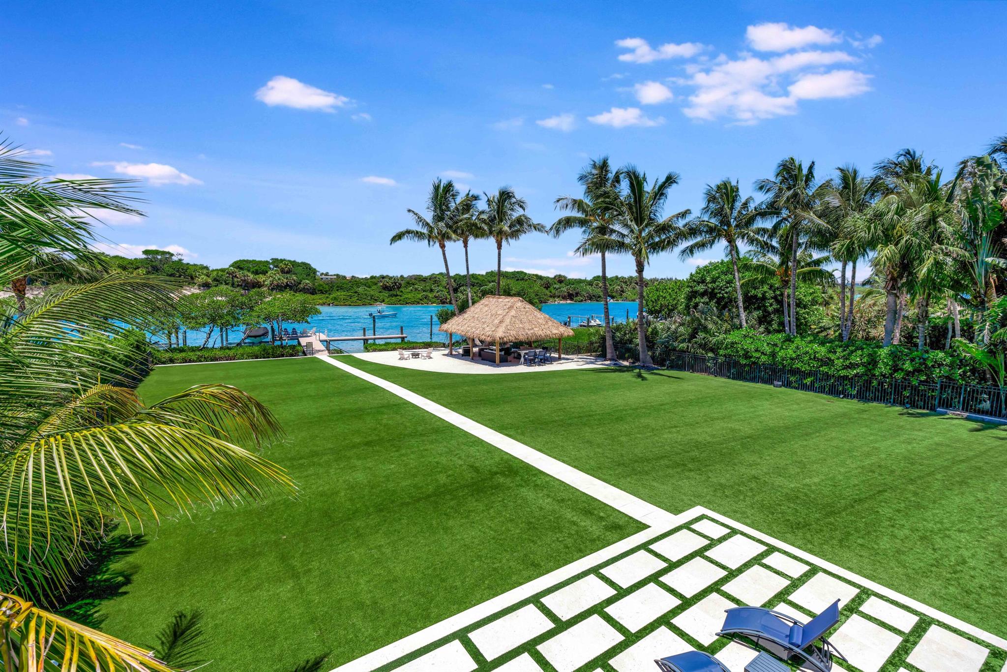 JUPITER INLET BEACH COLONY - Residential