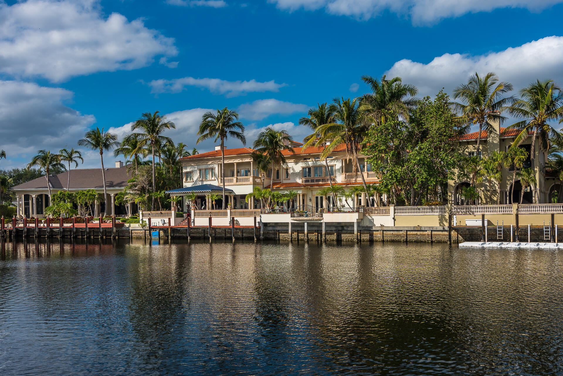 SANCTUARY - Residential