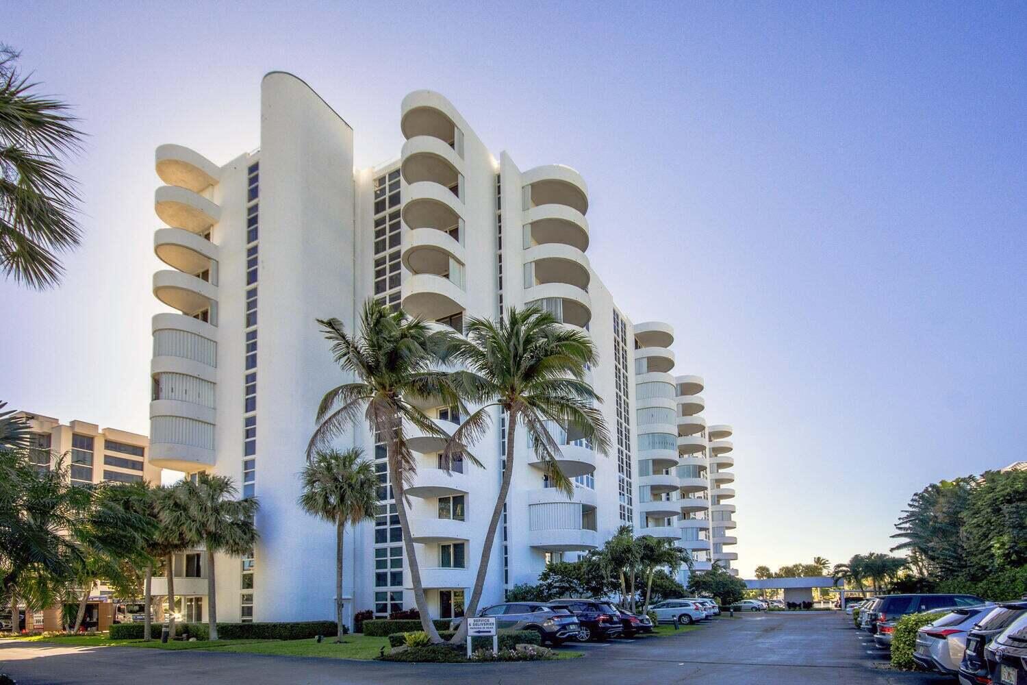 COASTAL HOUSE - Residential