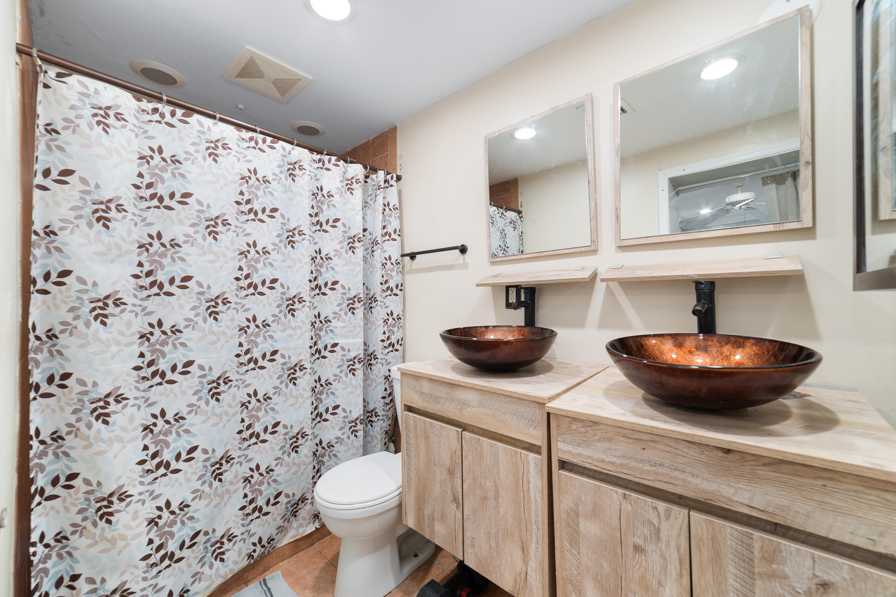PALM BEACH COLONY SECS 1 AND 2 - Residential