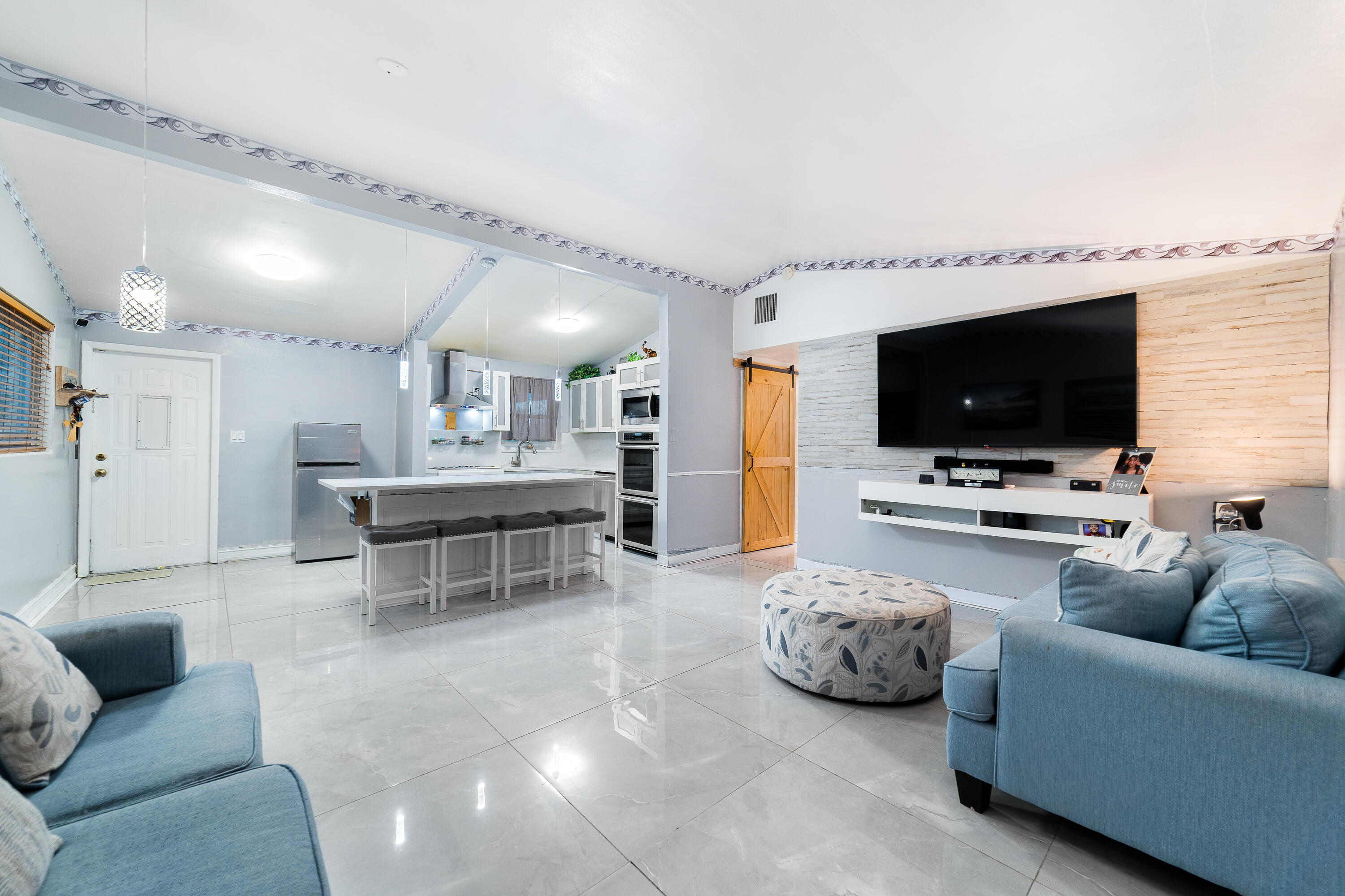 PALM BEACH COLONY SECS 1 AND 2 - Residential