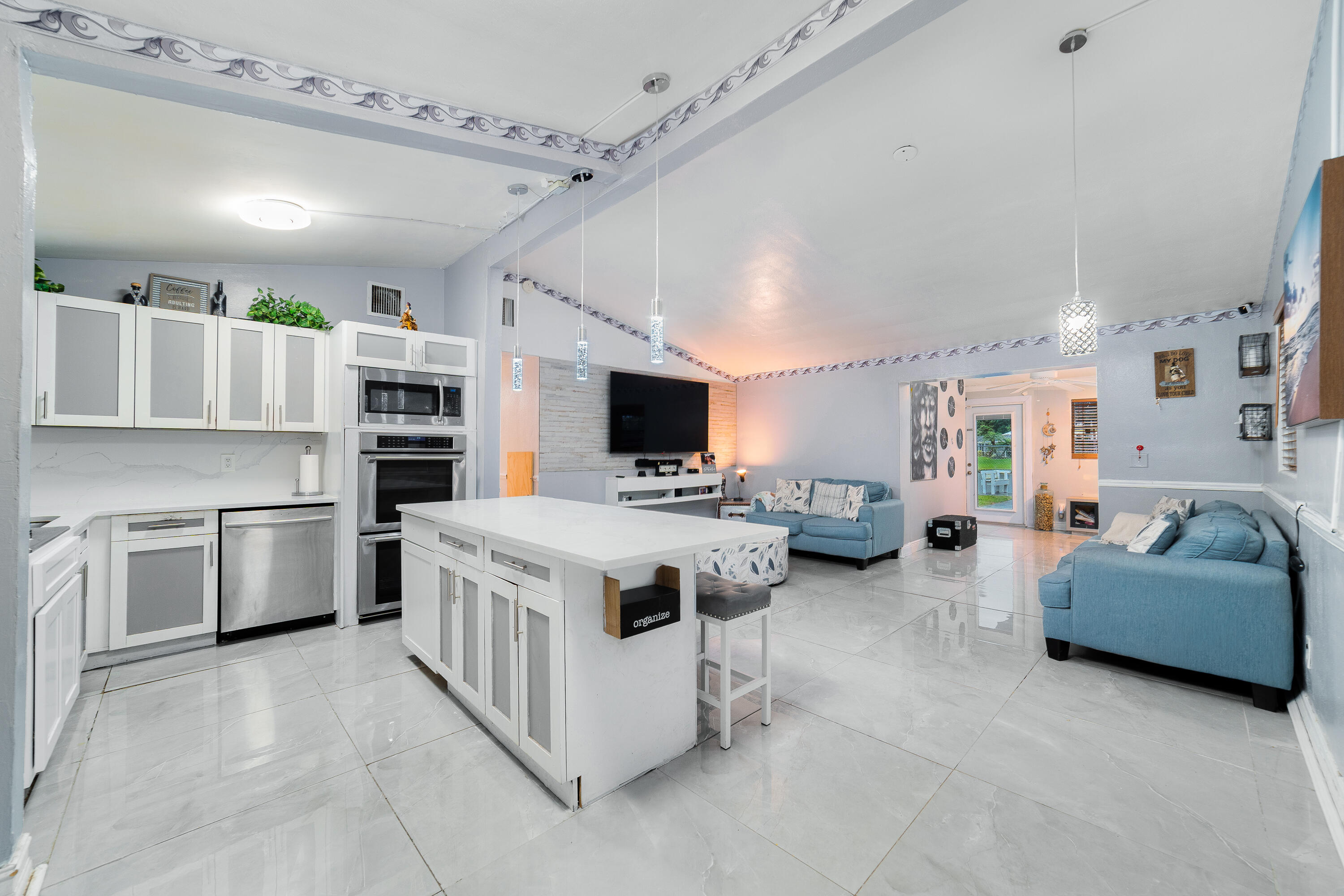 PALM BEACH COLONY SECS 1 AND 2 - Residential