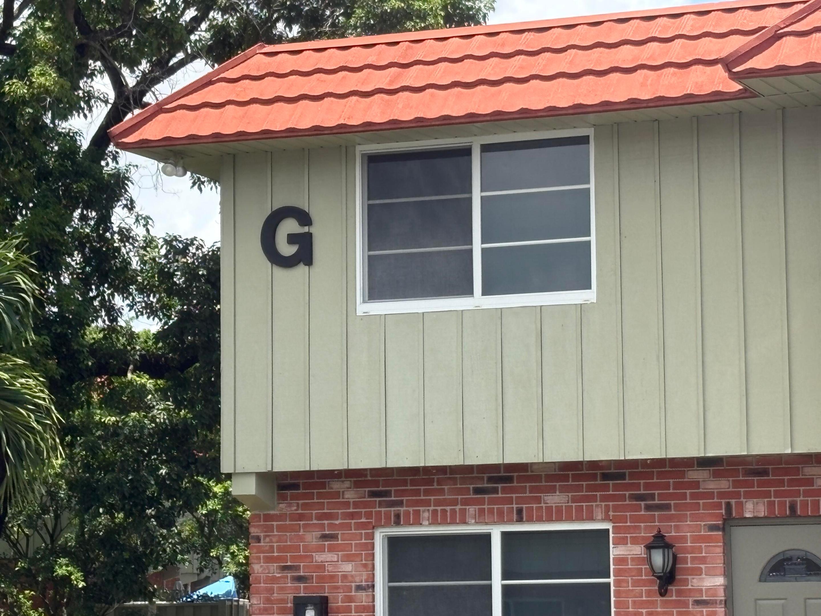 MANOR GROVE VILLAGE THREE CONDO - Residential Lease