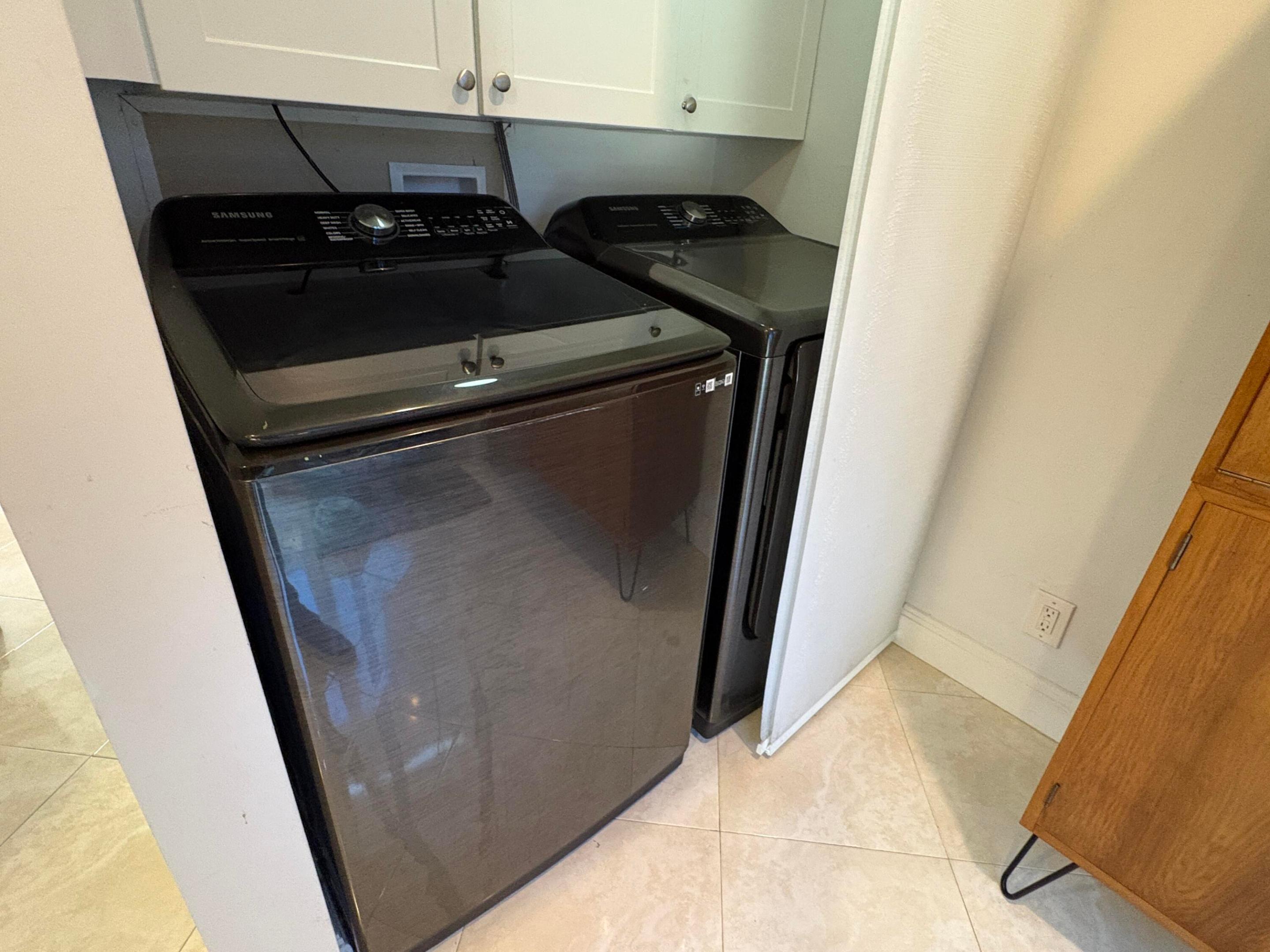 MANOR GROVE VILLAGE THREE CONDO - Residential Lease