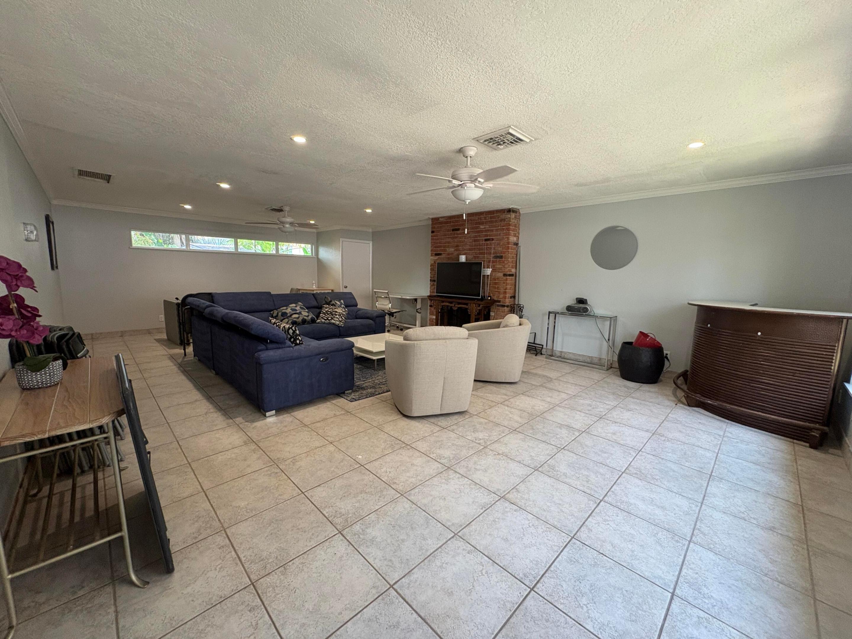 MANOR GROVE VILLAGE THREE CONDO - Residential Lease