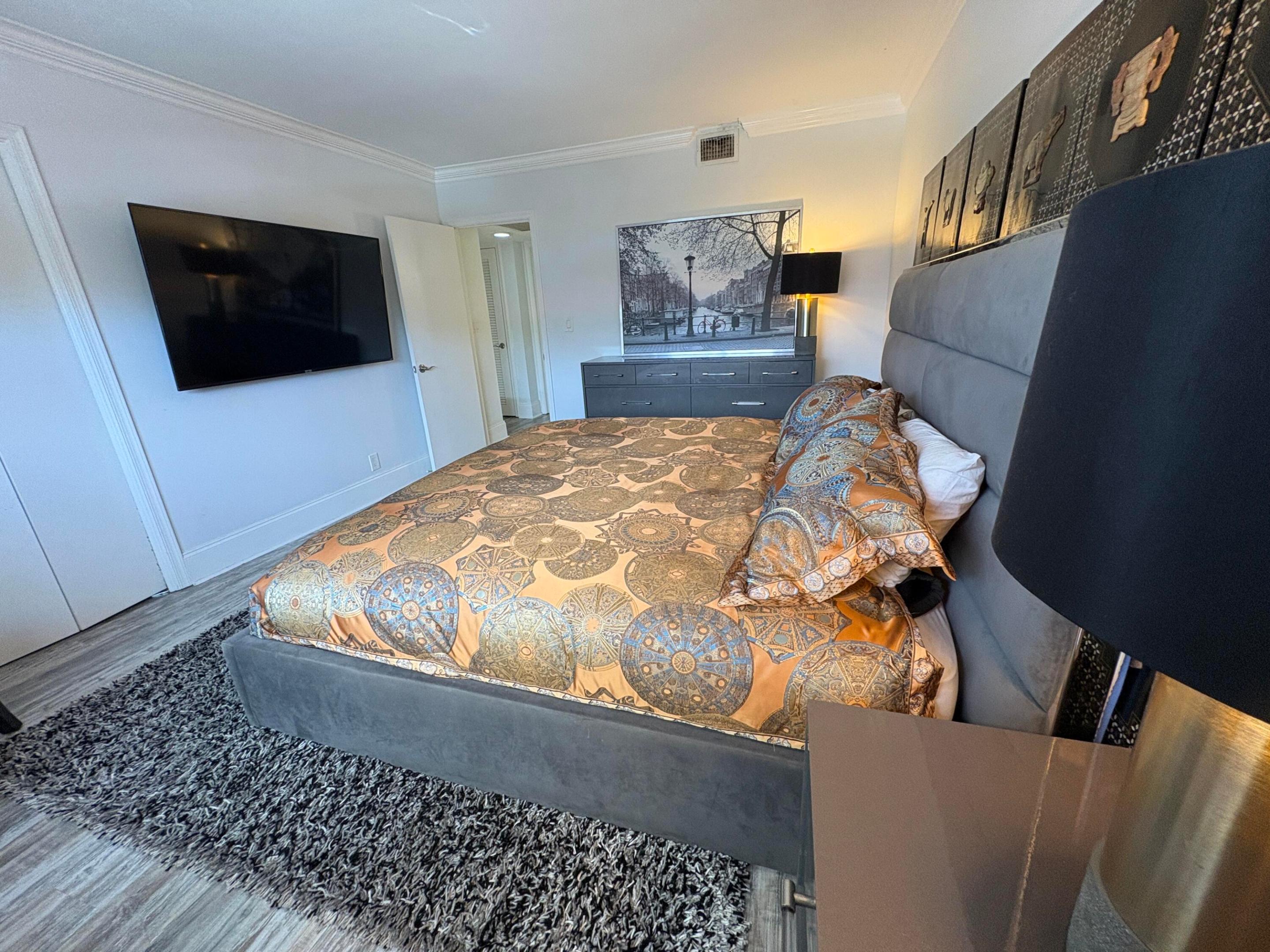 MANOR GROVE VILLAGE THREE CONDO - Residential Lease