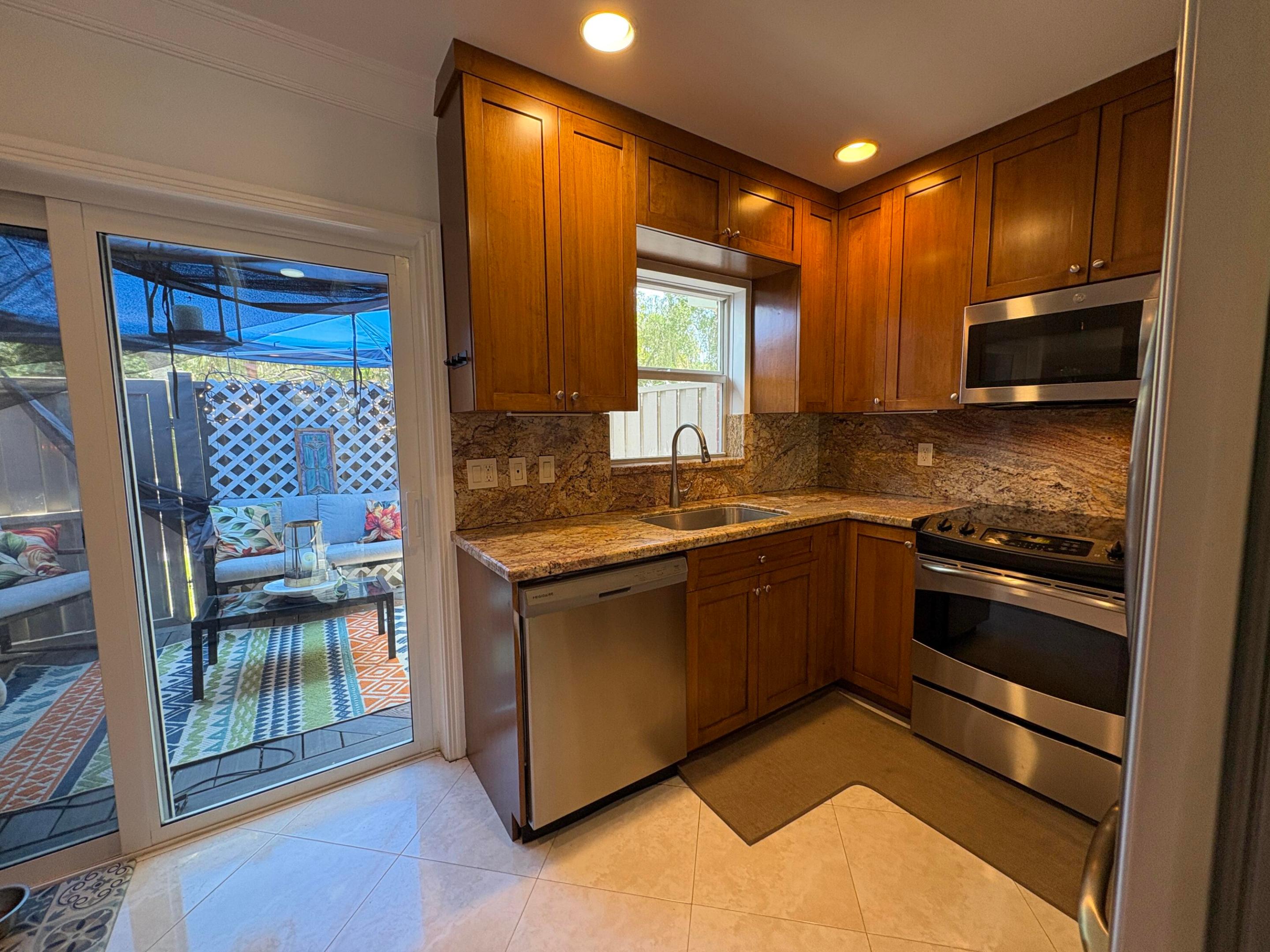 MANOR GROVE VILLAGE THREE CONDO - Residential Lease