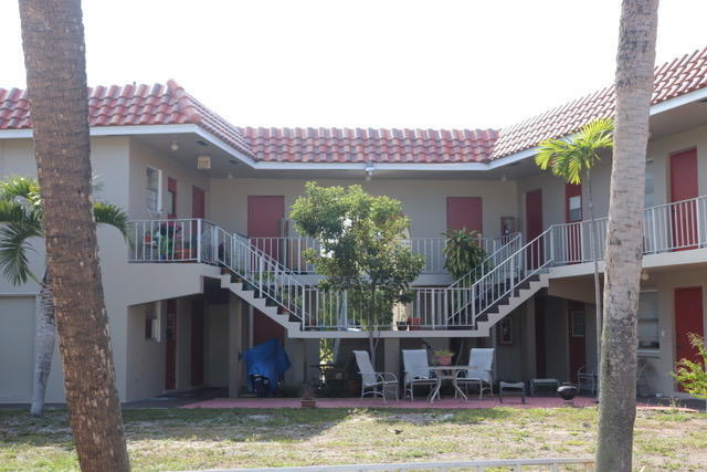 BOCA RATON HILLS SEC 2 - Residential Lease