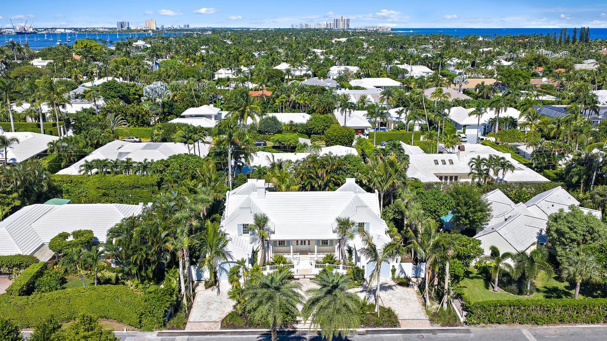 JAMAICA LANE IN - Residential