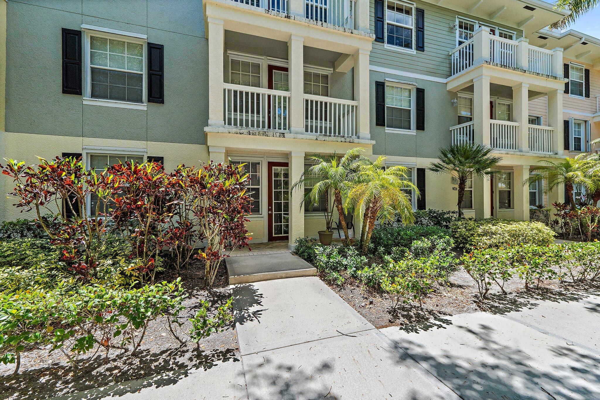 SOMERSET AT ABACOA CONDO - Residential