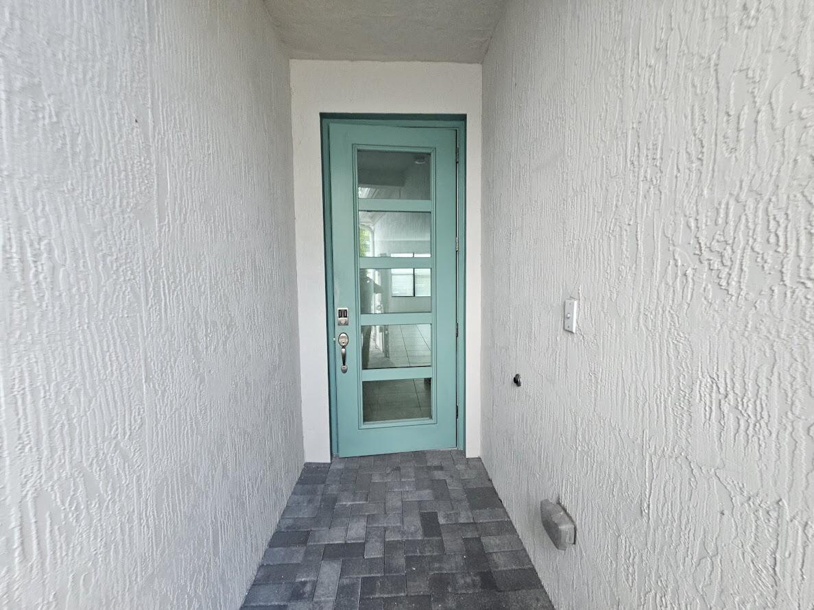 POLO LEGACY MXPD - Residential Lease