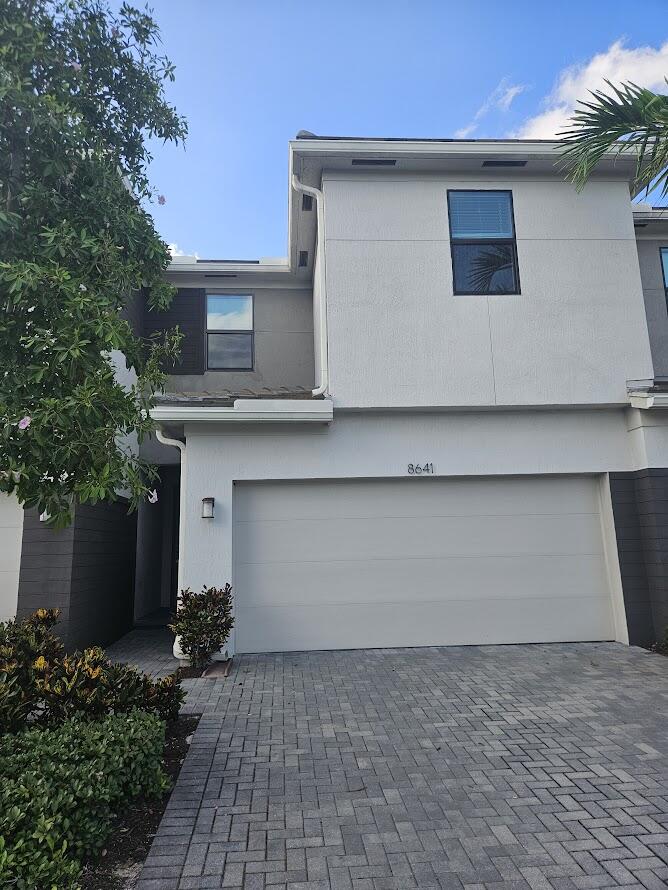 POLO LEGACY MXPD - Residential Lease