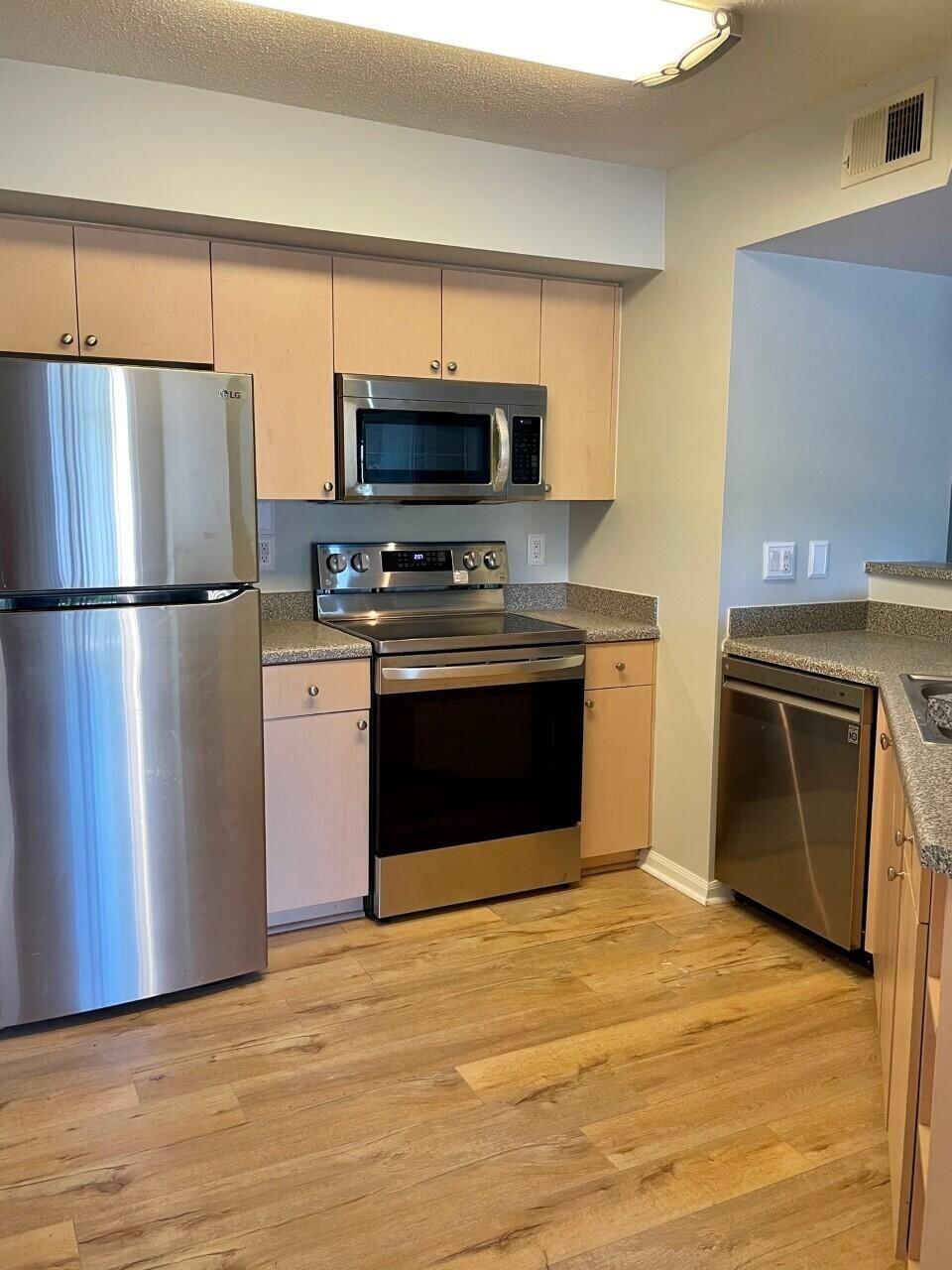 PORTOFINO AT JENSEN BEACH CONDO - Residential Lease
