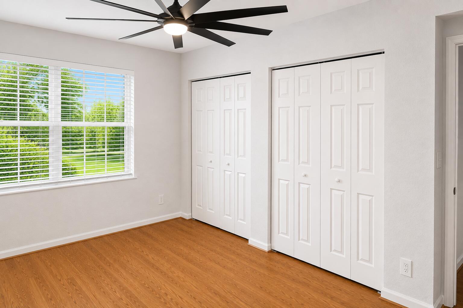 PEMBROKE SHORES - Residential