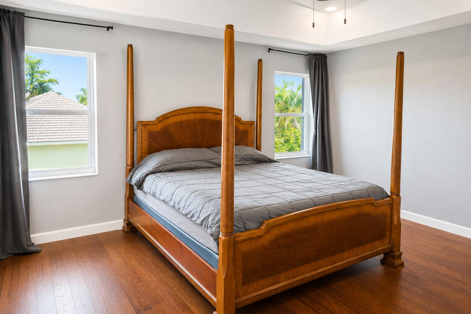 PEMBROKE SHORES - Residential