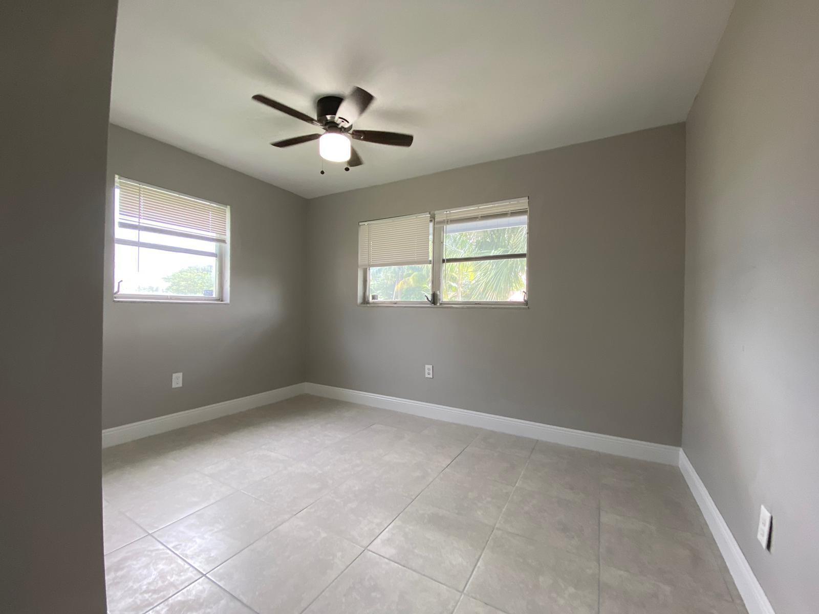 PALM BEACH SQUARE UNIT 4 - Residential Lease