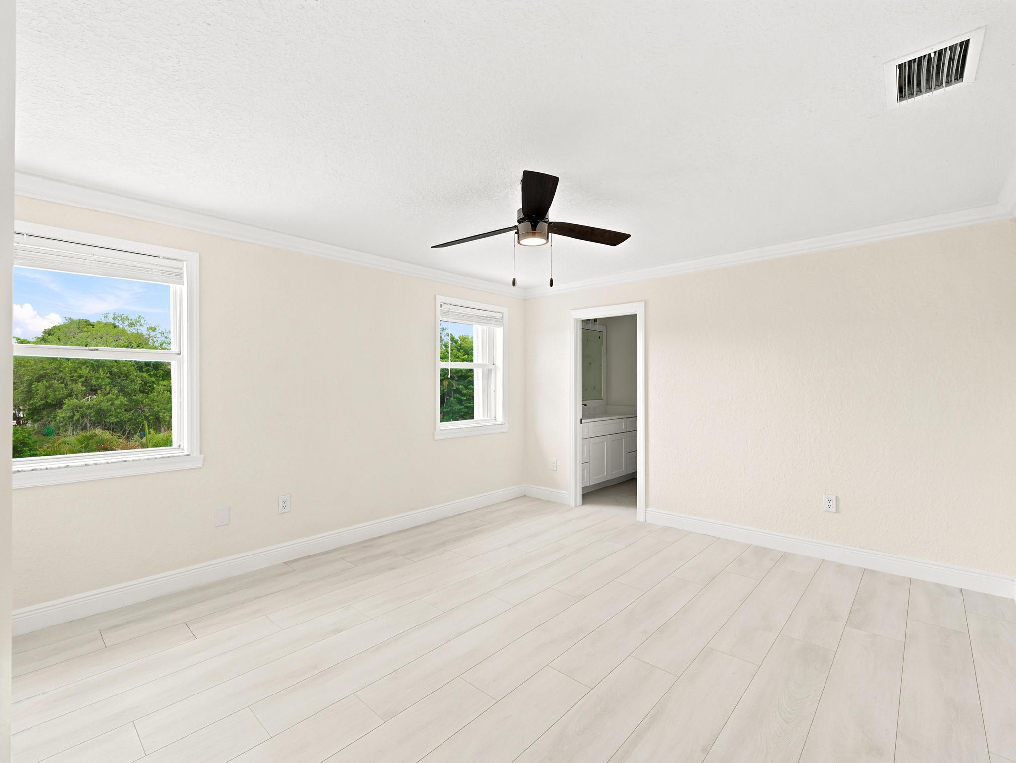 SAWGRASS ESTATES - Residential