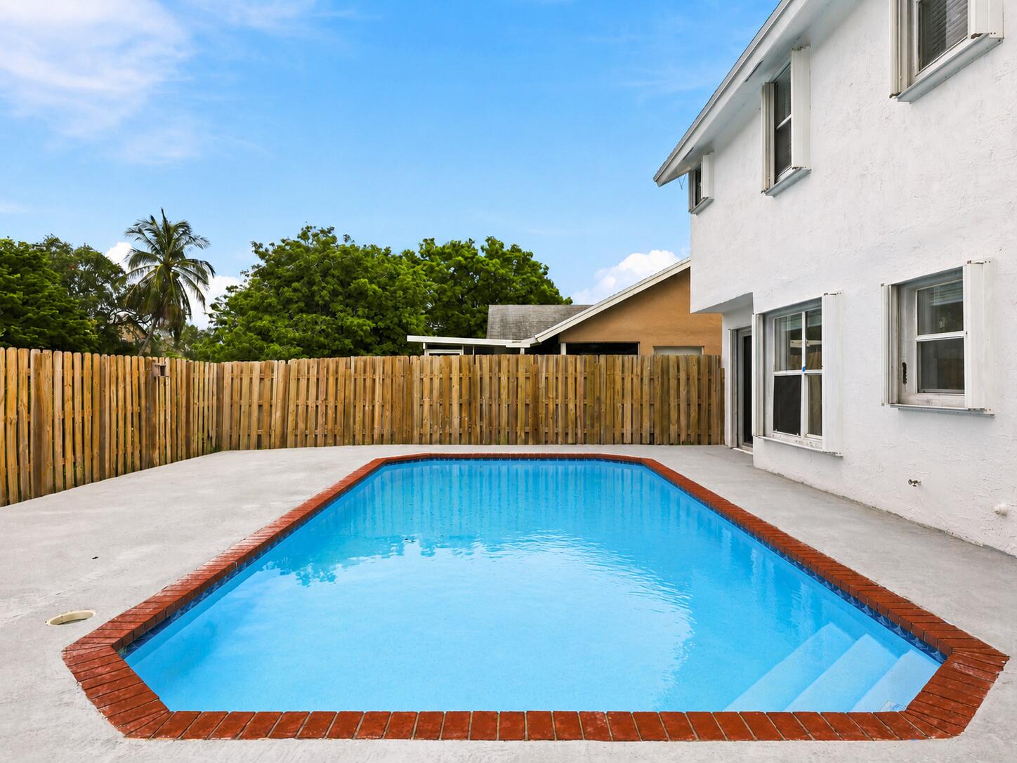 SAWGRASS ESTATES - Residential