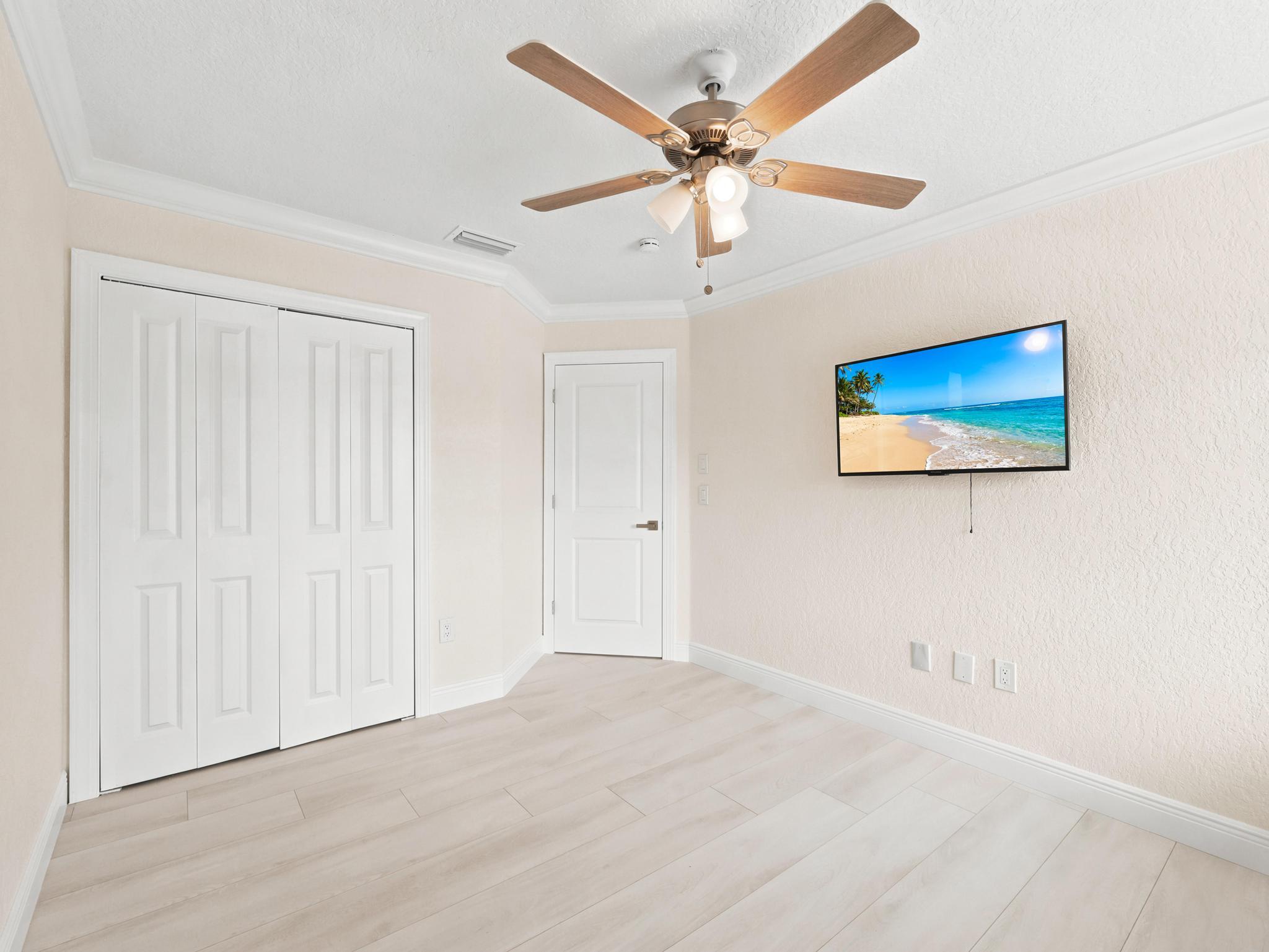 SAWGRASS ESTATES - Residential