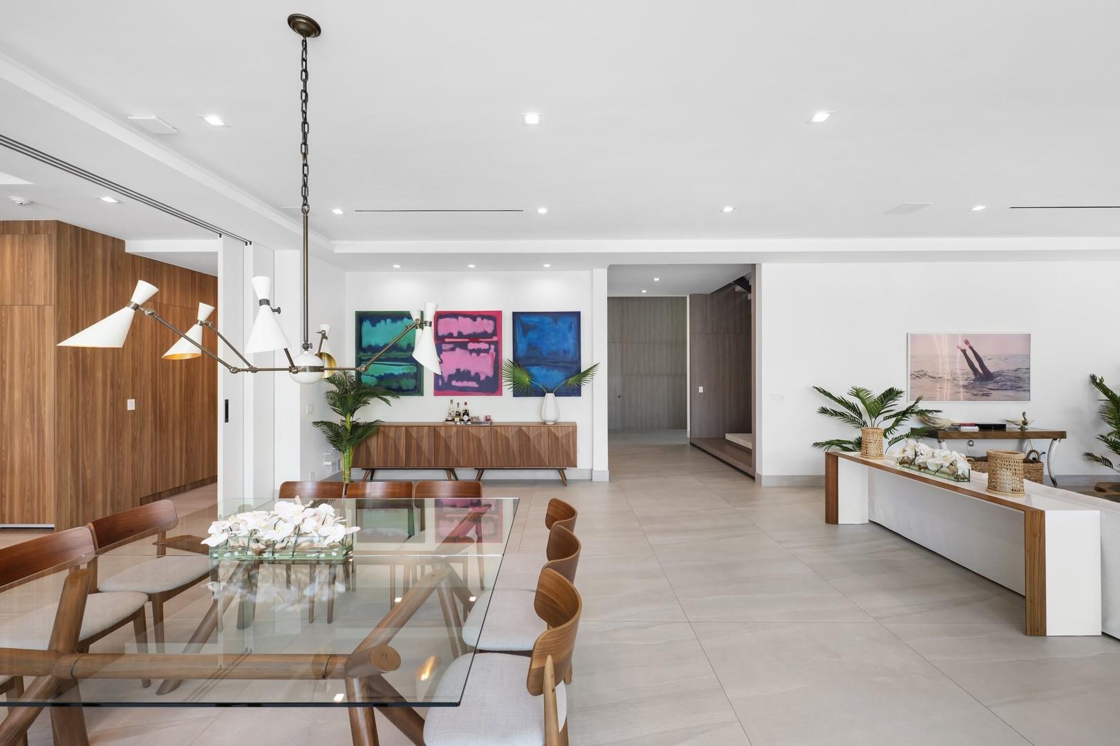 SEVEN ISLES - Residential