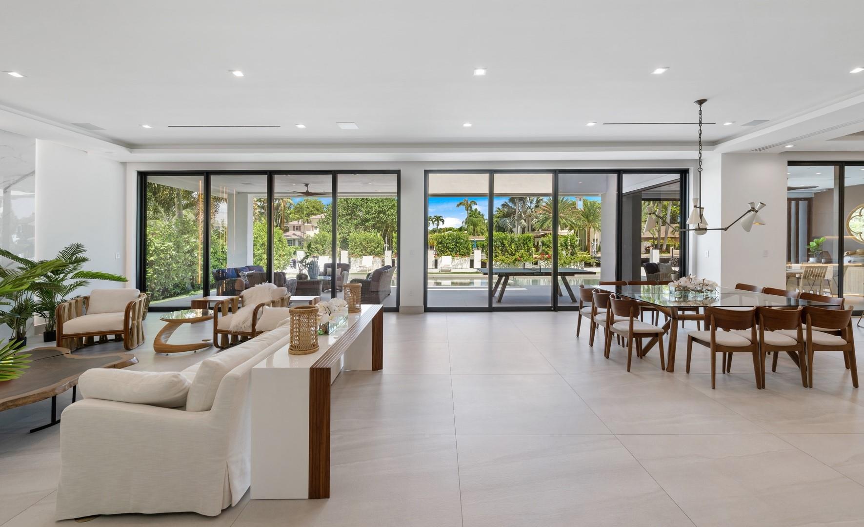 SEVEN ISLES - Residential