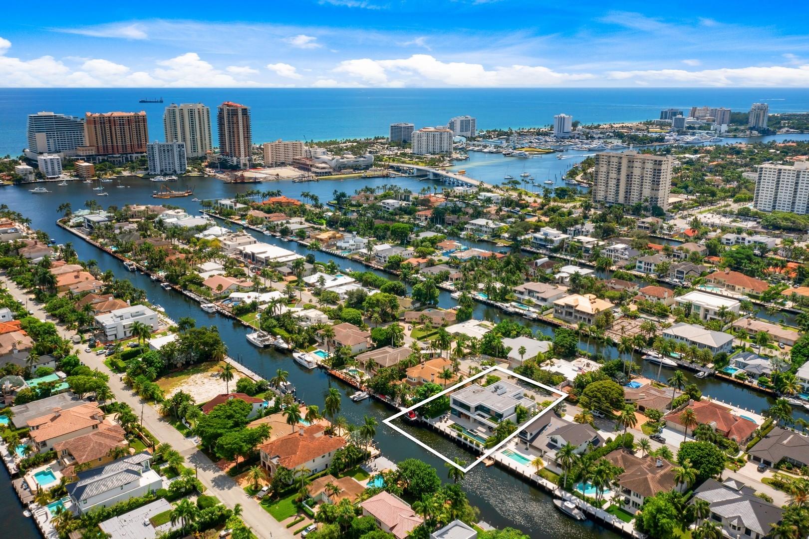 SEVEN ISLES - Residential