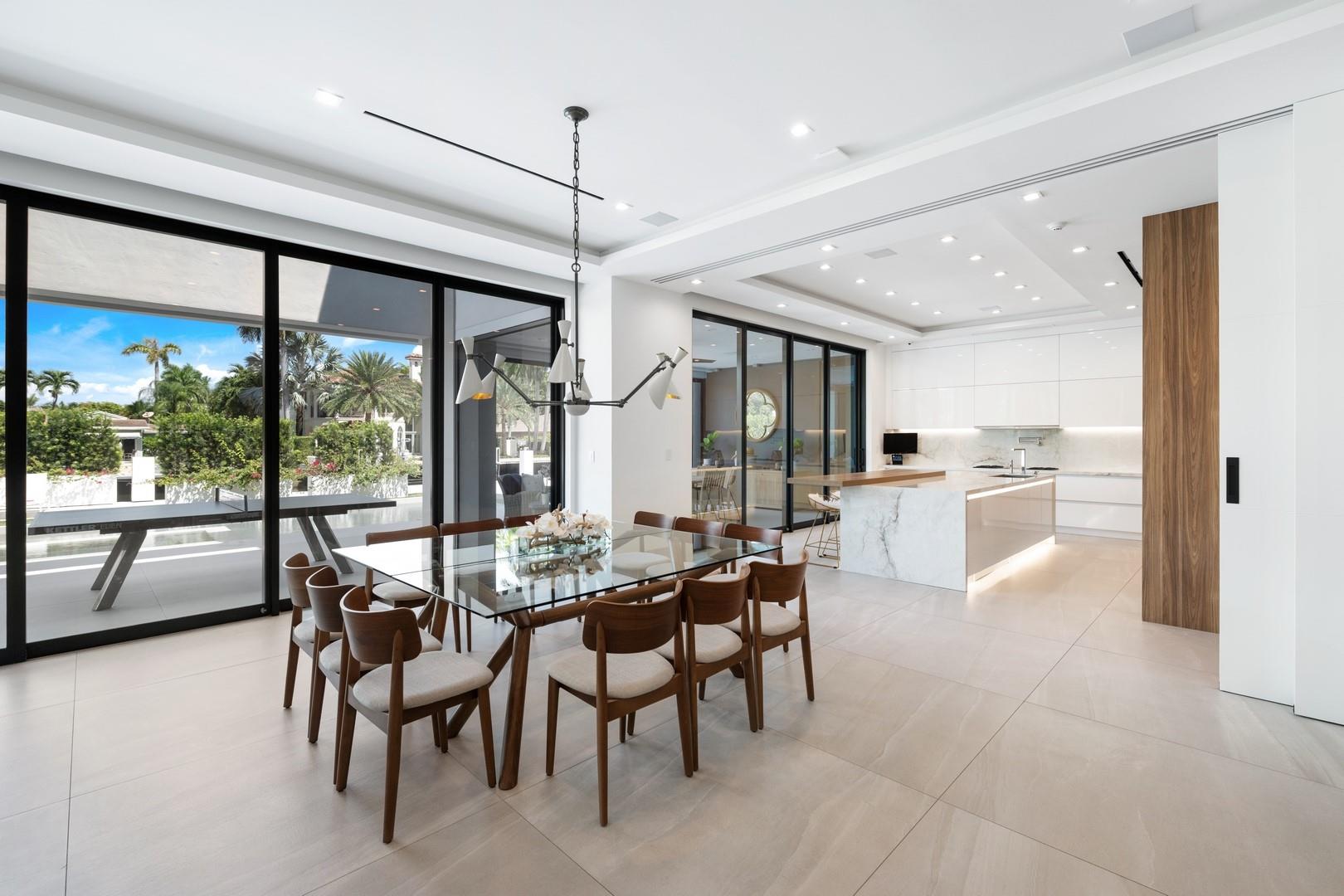 SEVEN ISLES - Residential
