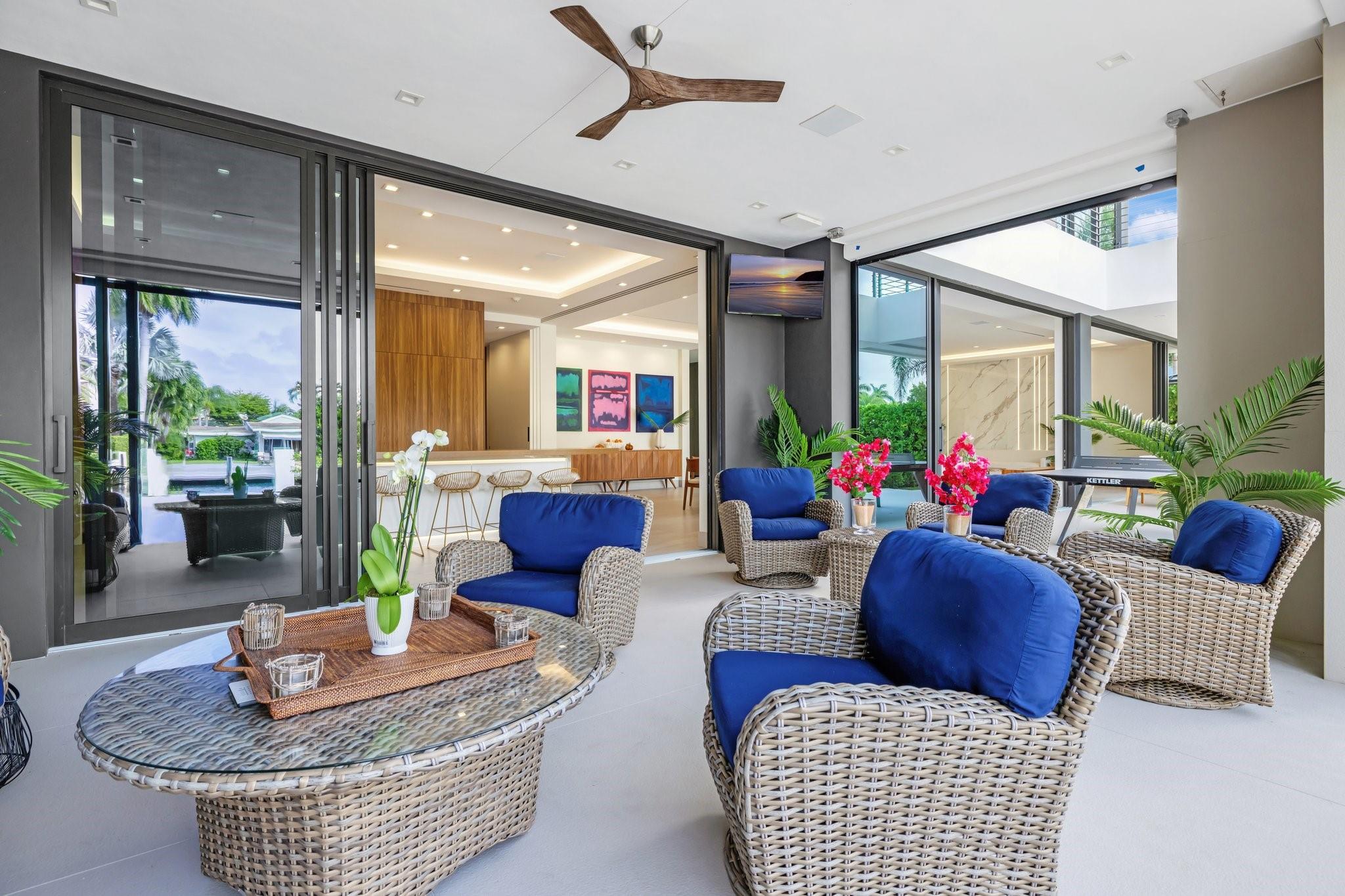 SEVEN ISLES - Residential