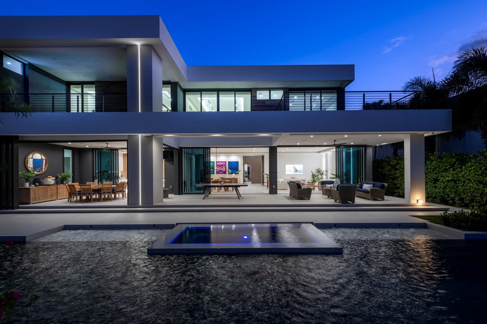 SEVEN ISLES - Residential