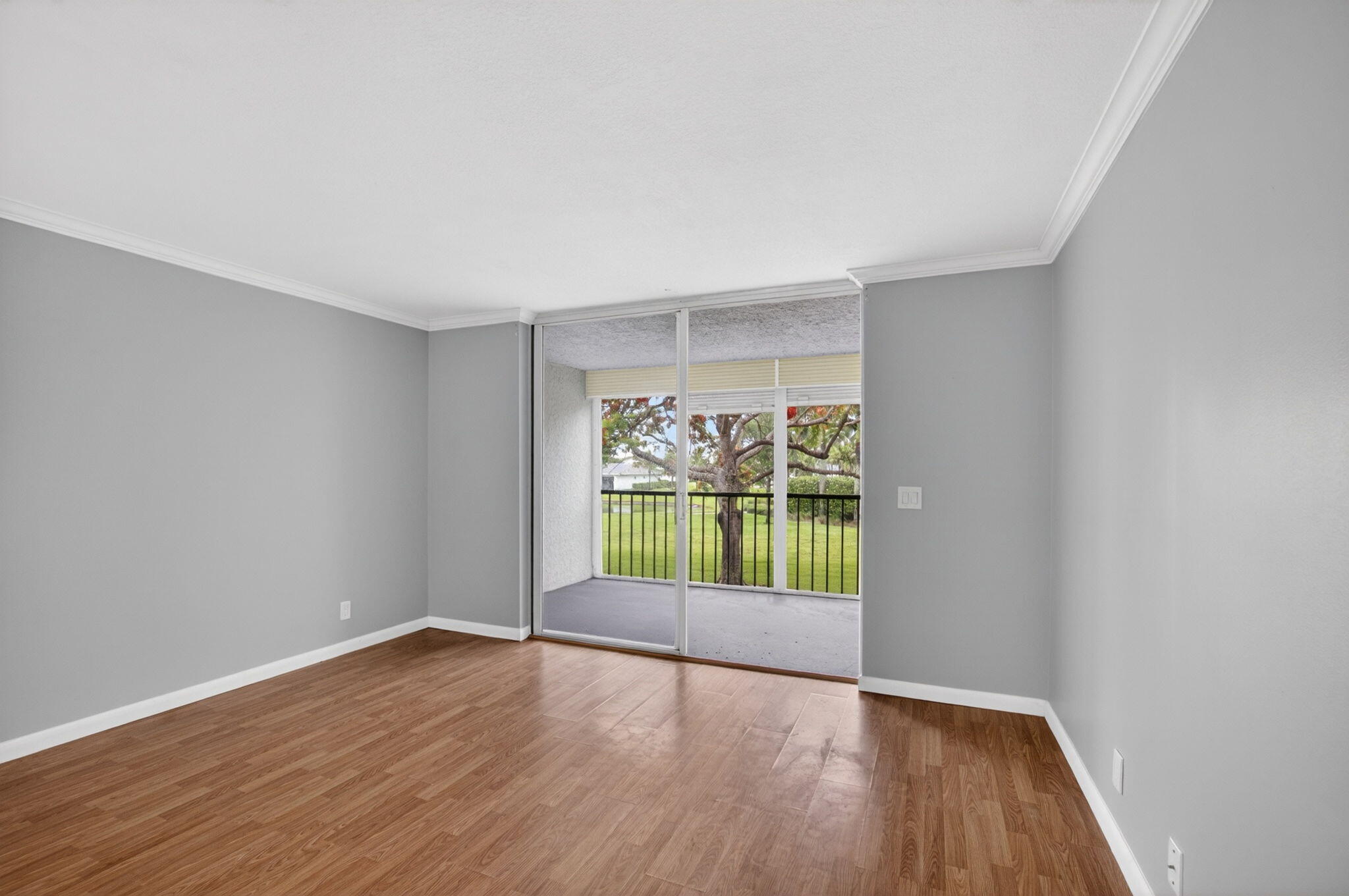 VILLAGES OF ORIOLE DEAUVILLE CONDO - Residential