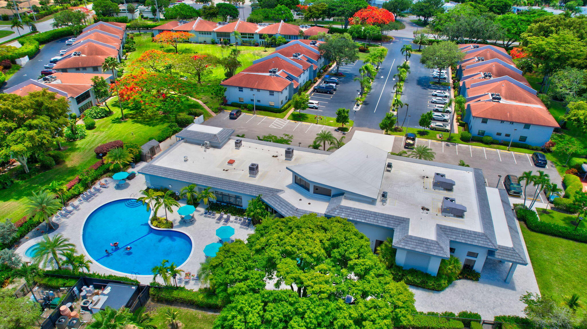 VILLAGES OF ORIOLE DEAUVILLE CONDO - Residential