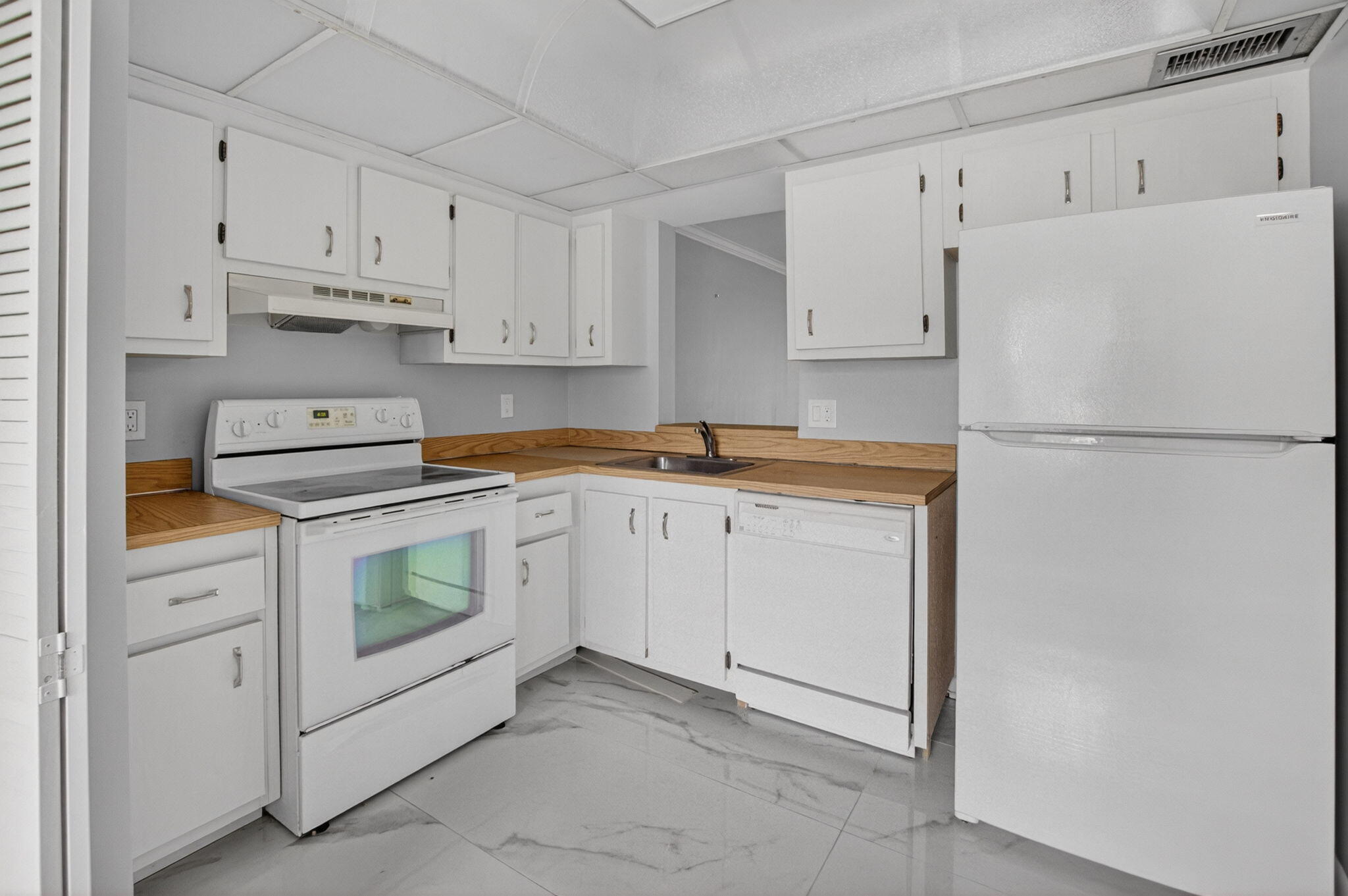 VILLAGES OF ORIOLE DEAUVILLE CONDO - Residential