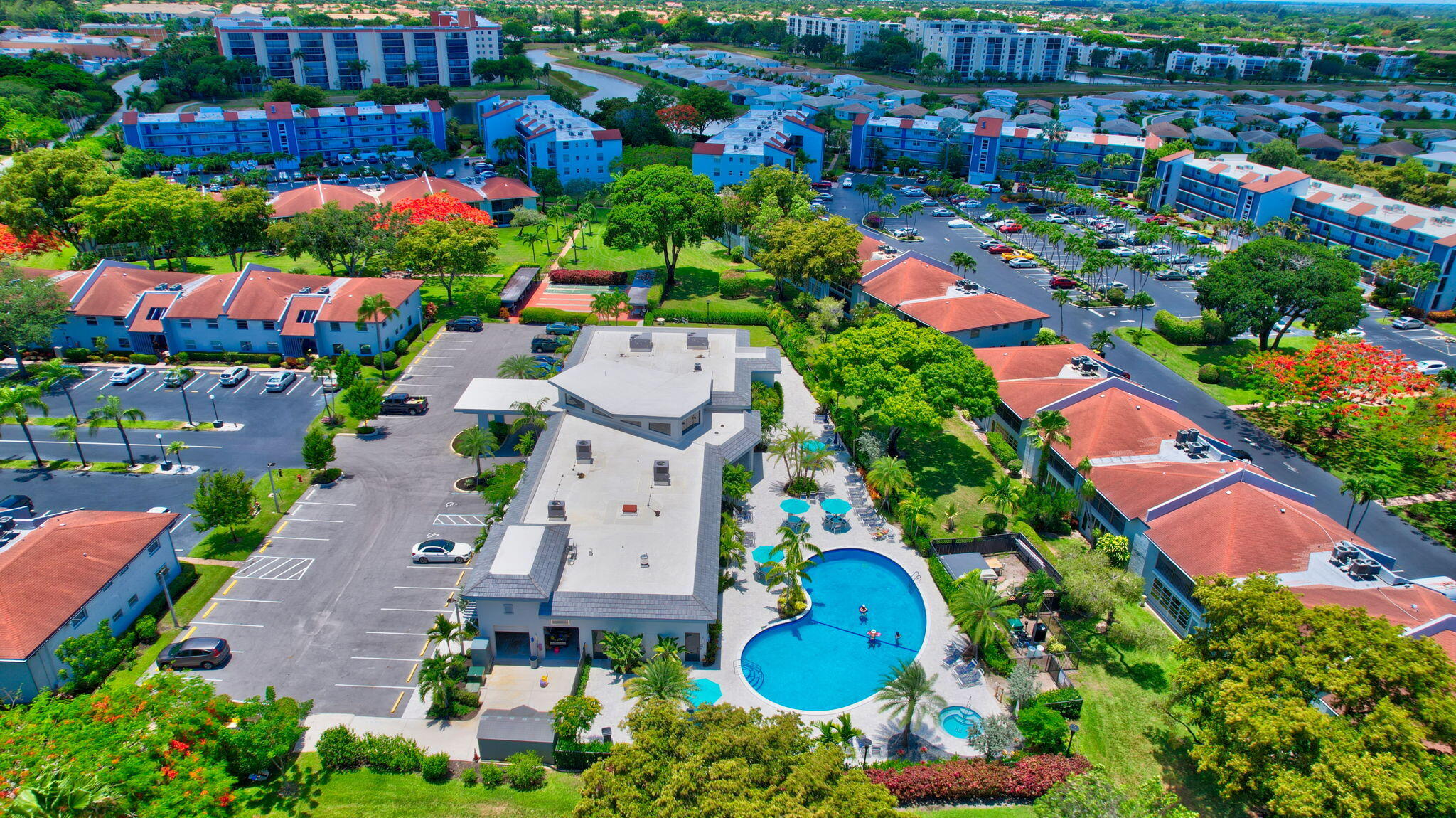 VILLAGES OF ORIOLE DEAUVILLE CONDO - Residential
