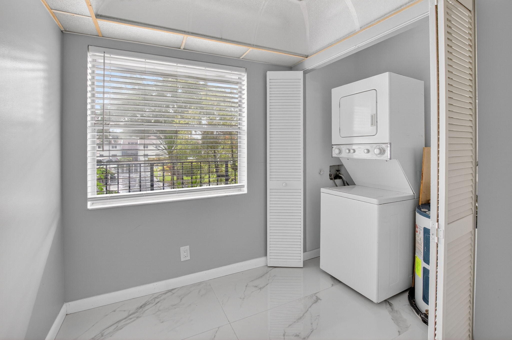 VILLAGES OF ORIOLE DEAUVILLE CONDO - Residential