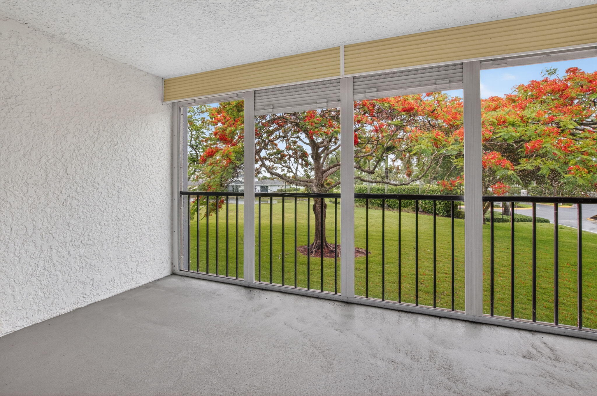VILLAGES OF ORIOLE DEAUVILLE CONDO - Residential