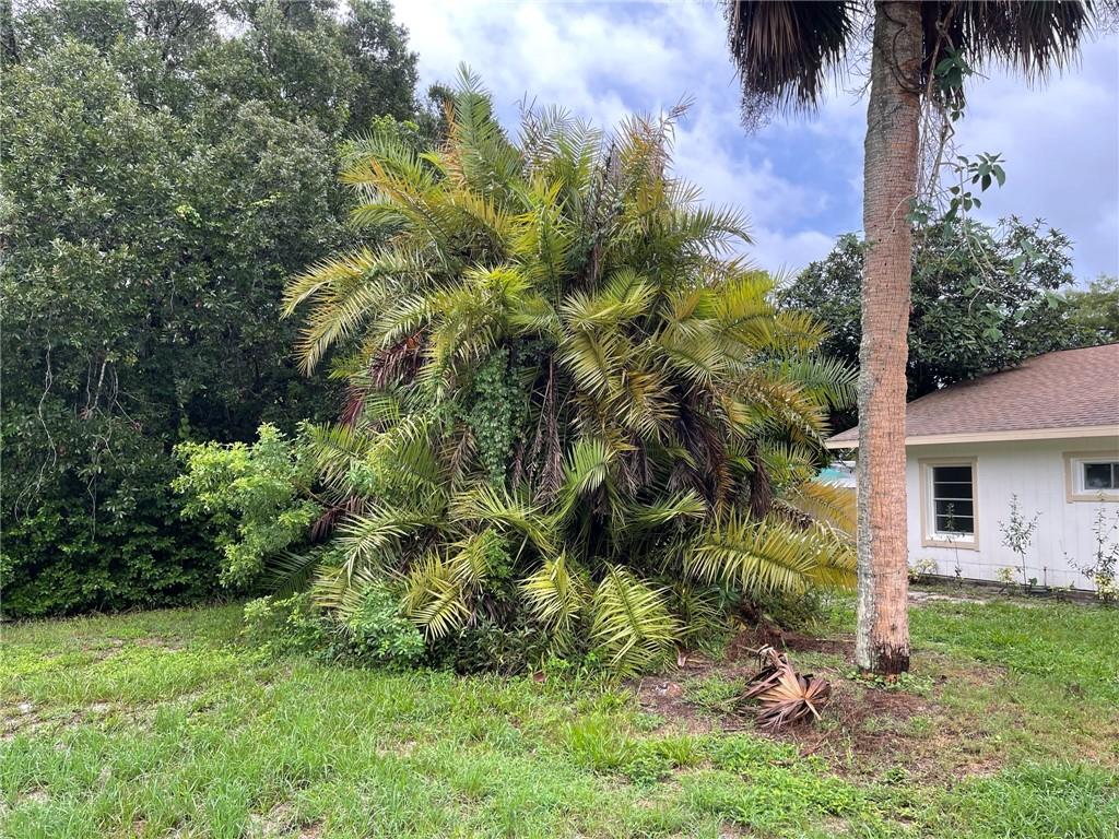 JUST REDUCED!! CHARMING POOL HOME. GARAGE CONVERTED TO 4TH BEDROOM, FRESHLY PAINTED, NEW FLOORING, KITCHEN AND BATHROOMS. CORPORATION OWNED, SEE SELLERS ADDENDUM. NO HOA!!