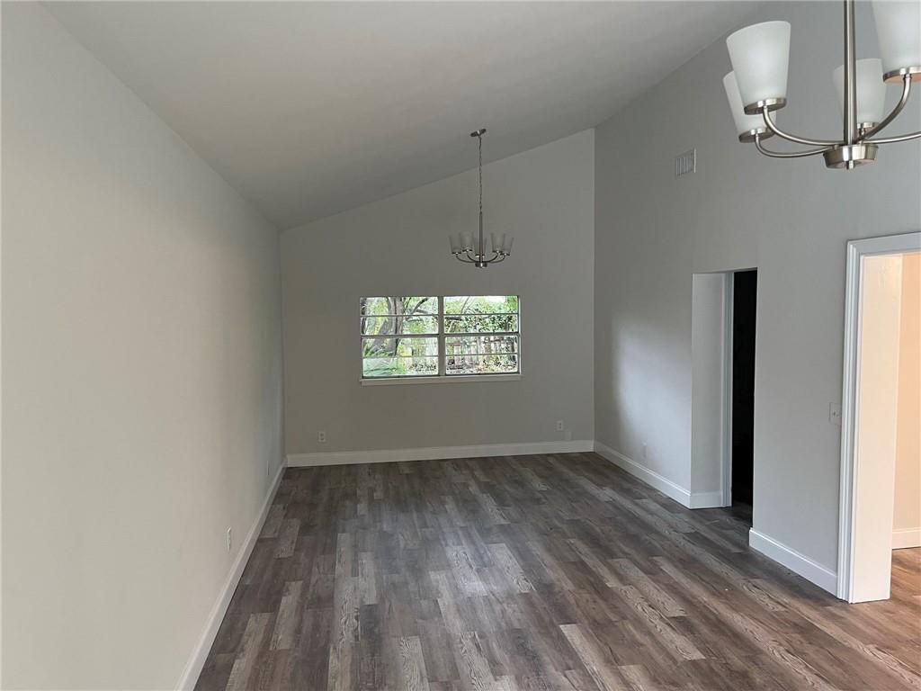 ROYAL PARK - Residential