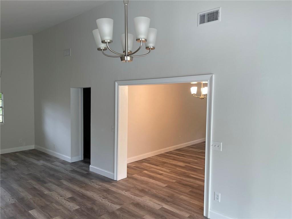 ROYAL PARK - Residential