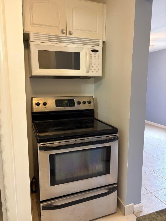 LANTANA AMNDED PLAT IN - Residential Income