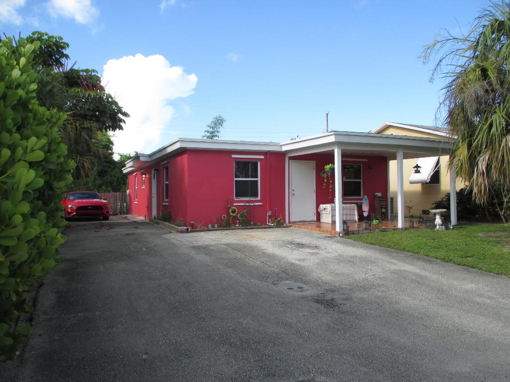 Mid-Centurymodern Duplex!  Excellent Location! Walk to the Intracoastal parks, multiple restaurants, shops and waterfront dining.  EZ Bike ride to the beach. Recent upgrades include newly installed mini splits, new stove and fridge, electrical updates and freshly painted exterior. Recent four point available.  Each unit is separately metered for water and electric. Recent new landscaping and rear patio, painting in and out and general rejuvenation and renewal. Off street parking. Great opportunity for owner/ landlord to live the South Florida dream while letting tenants help pay your mortgage, or Airbnb for increased cash flow.  Front patio could be enclosed as second bedroom and increase rent easily to $1,700.  Great tenants, on time, no hassles! Roughly 5% return at current rents! ******* Please do not disturb tenants.  Front unit could have enclosed patio which would serve as a second bedroom.  The rear unit patio was enclosed and serves as an office/extra room separated from the living room.  Bright sunny apartments.  The upside to a one bedroom unit is less people, less wear and tear.  Only one unit is on a lease, the other is month to month.  Very easily managed property.