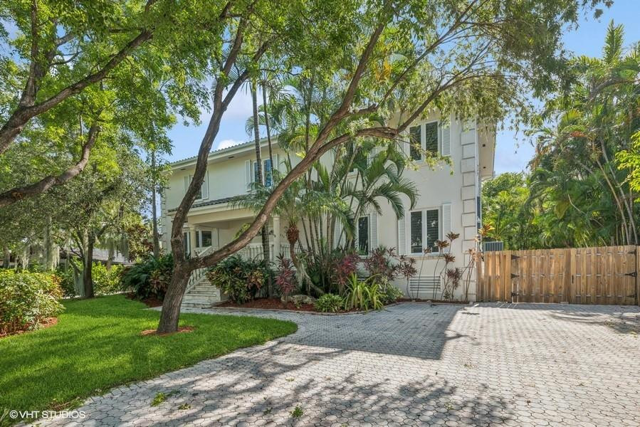 Tropical Isle Homes Sub - Residential