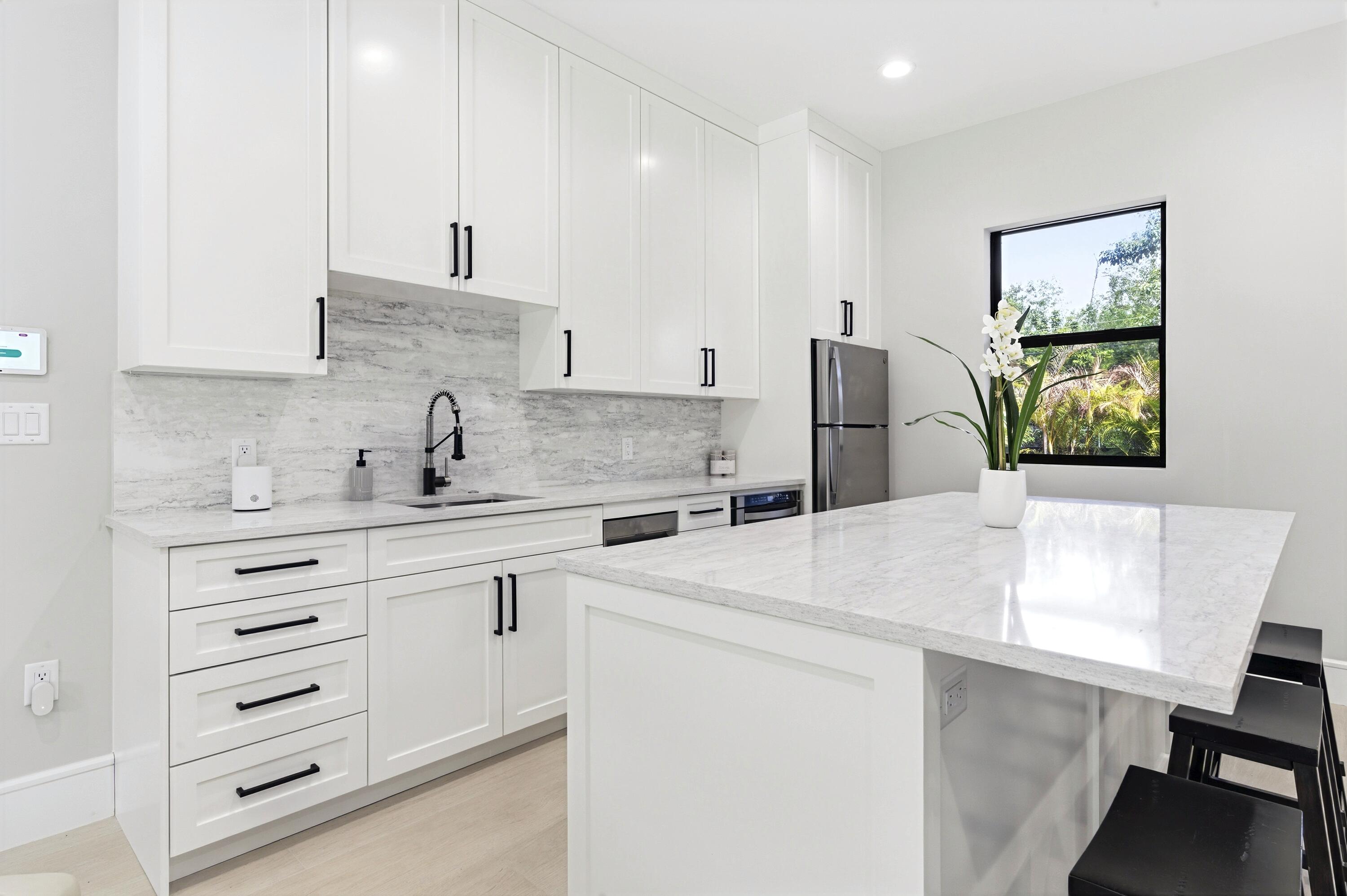 LOXAHATCHEE GROVES - Residential