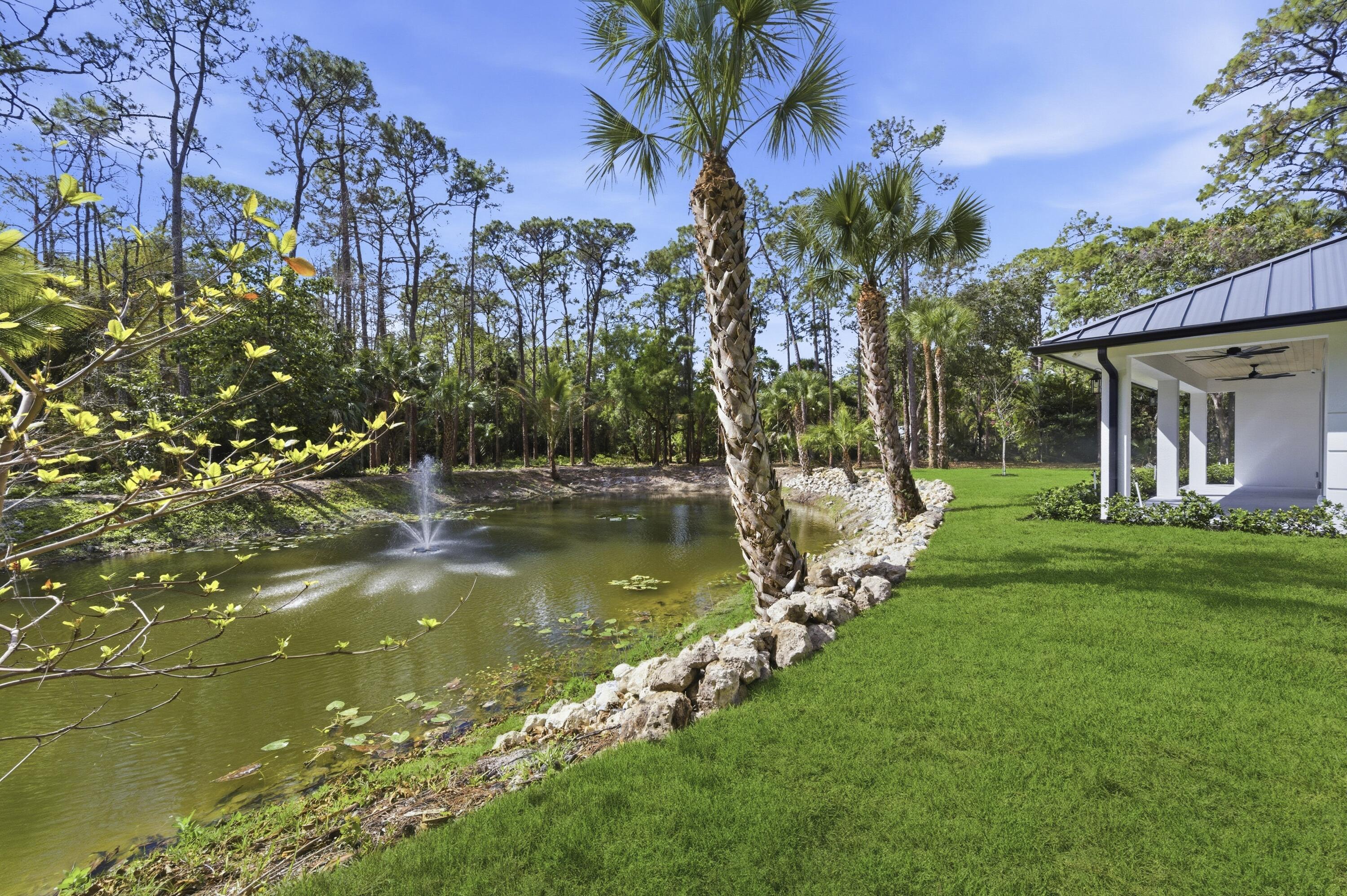 LOXAHATCHEE GROVES - Residential