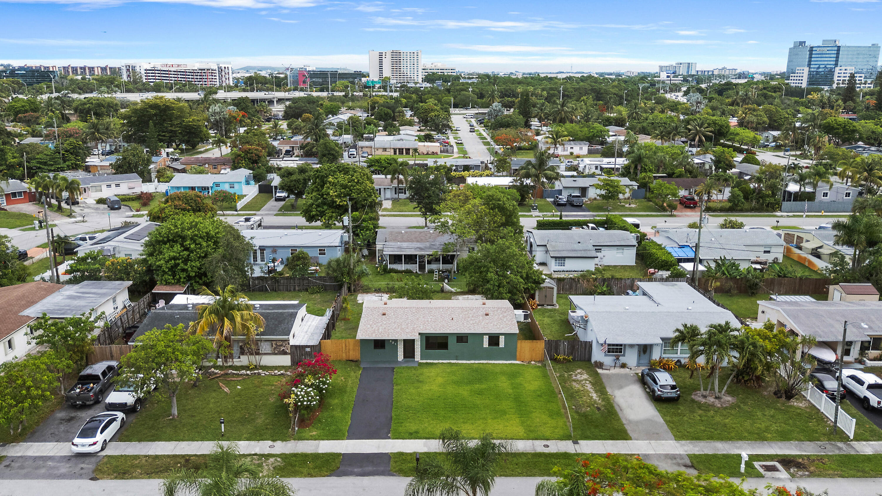 COLLIER ESTATES 1ST ADD - Residential