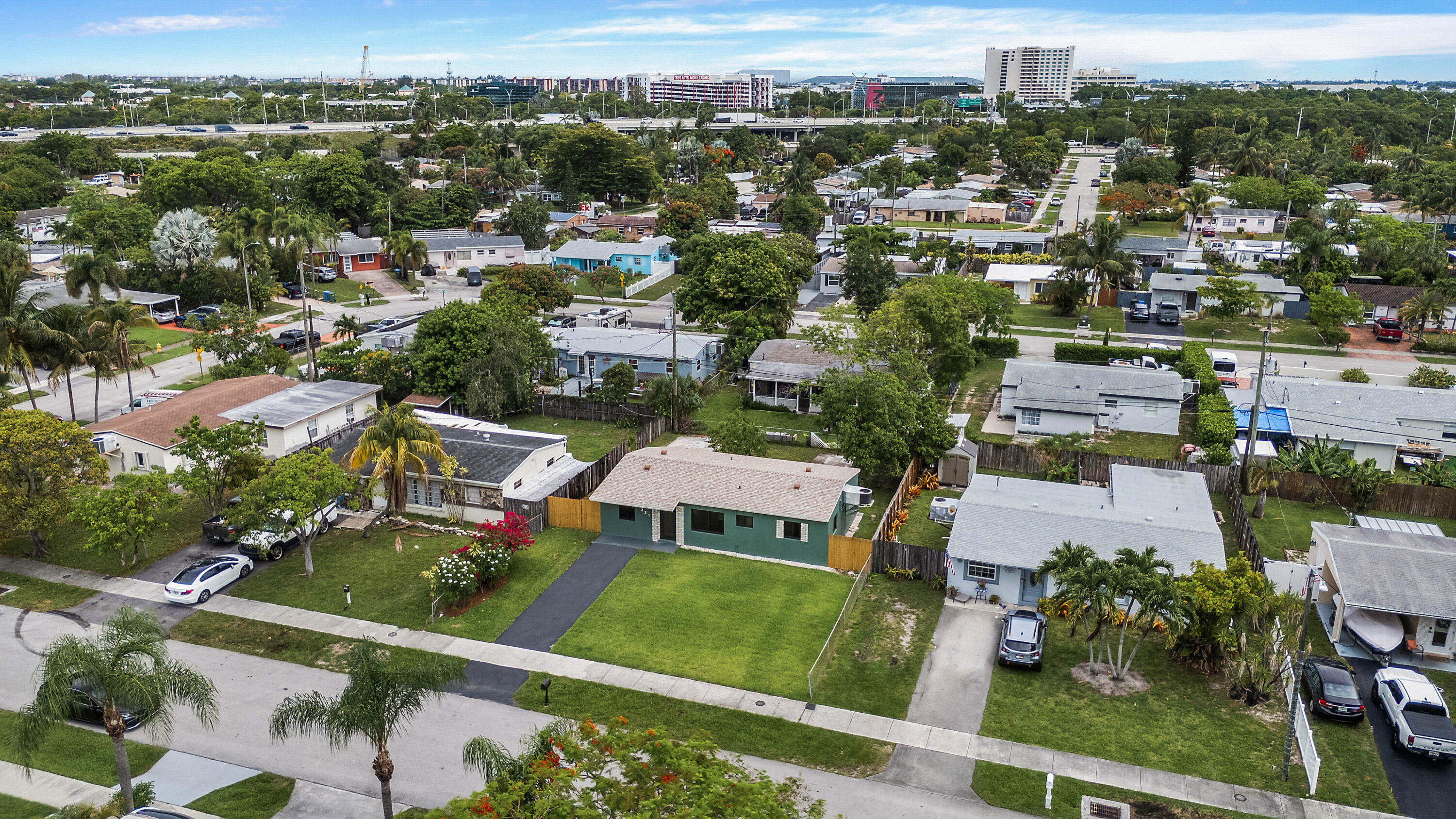 COLLIER ESTATES 1ST ADD - Residential