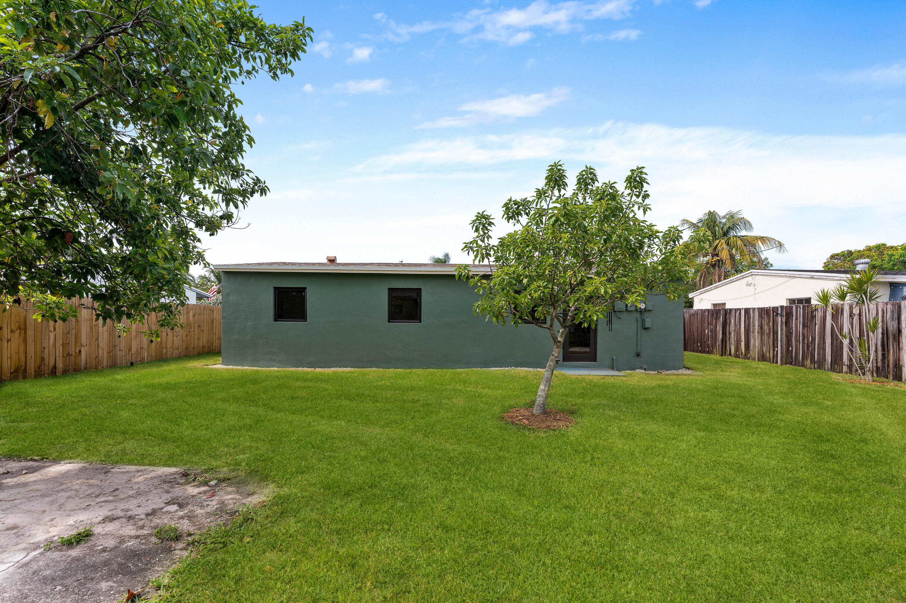COLLIER ESTATES 1ST ADD - Residential