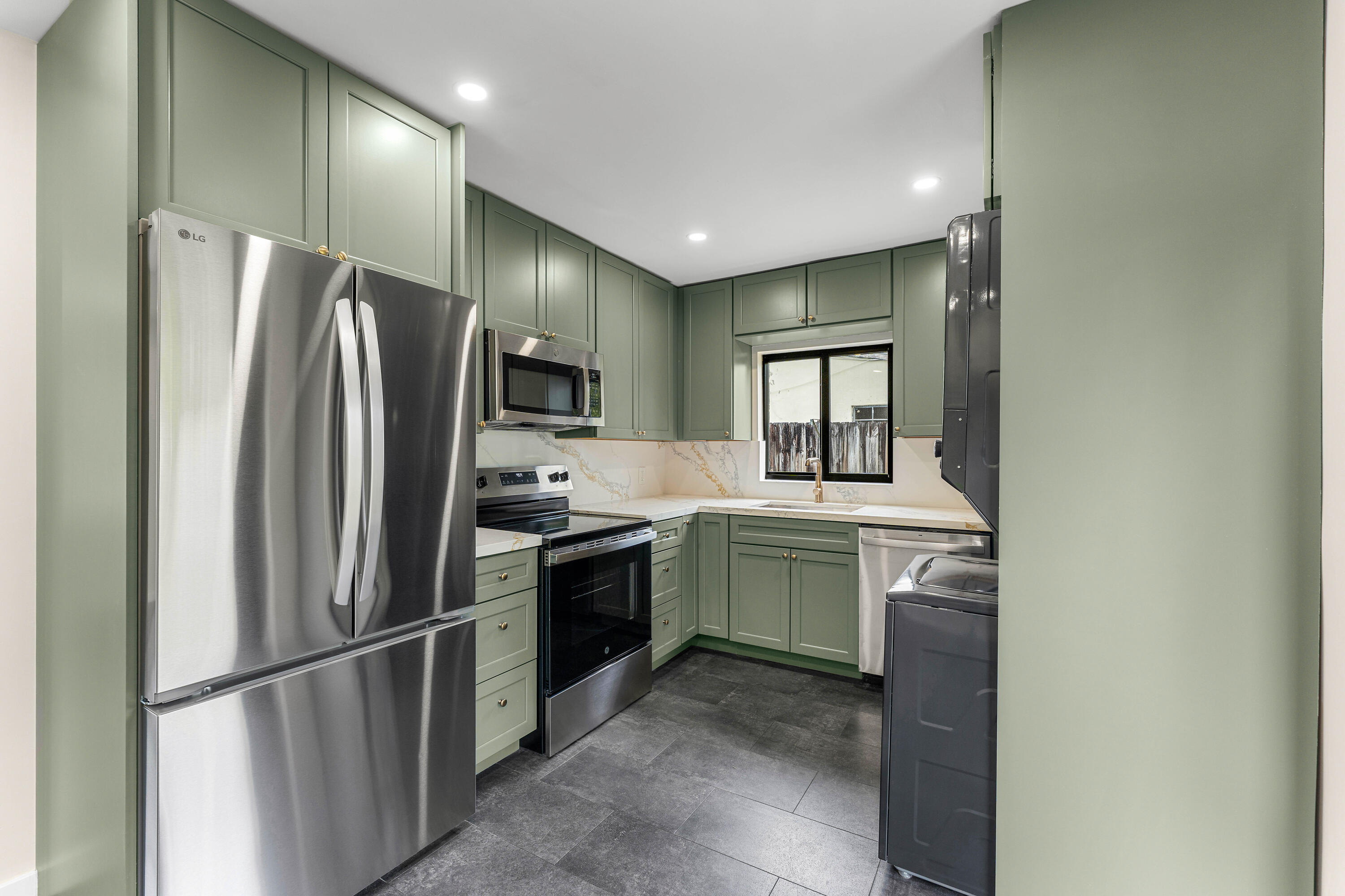 COLLIER ESTATES 1ST ADD - Residential