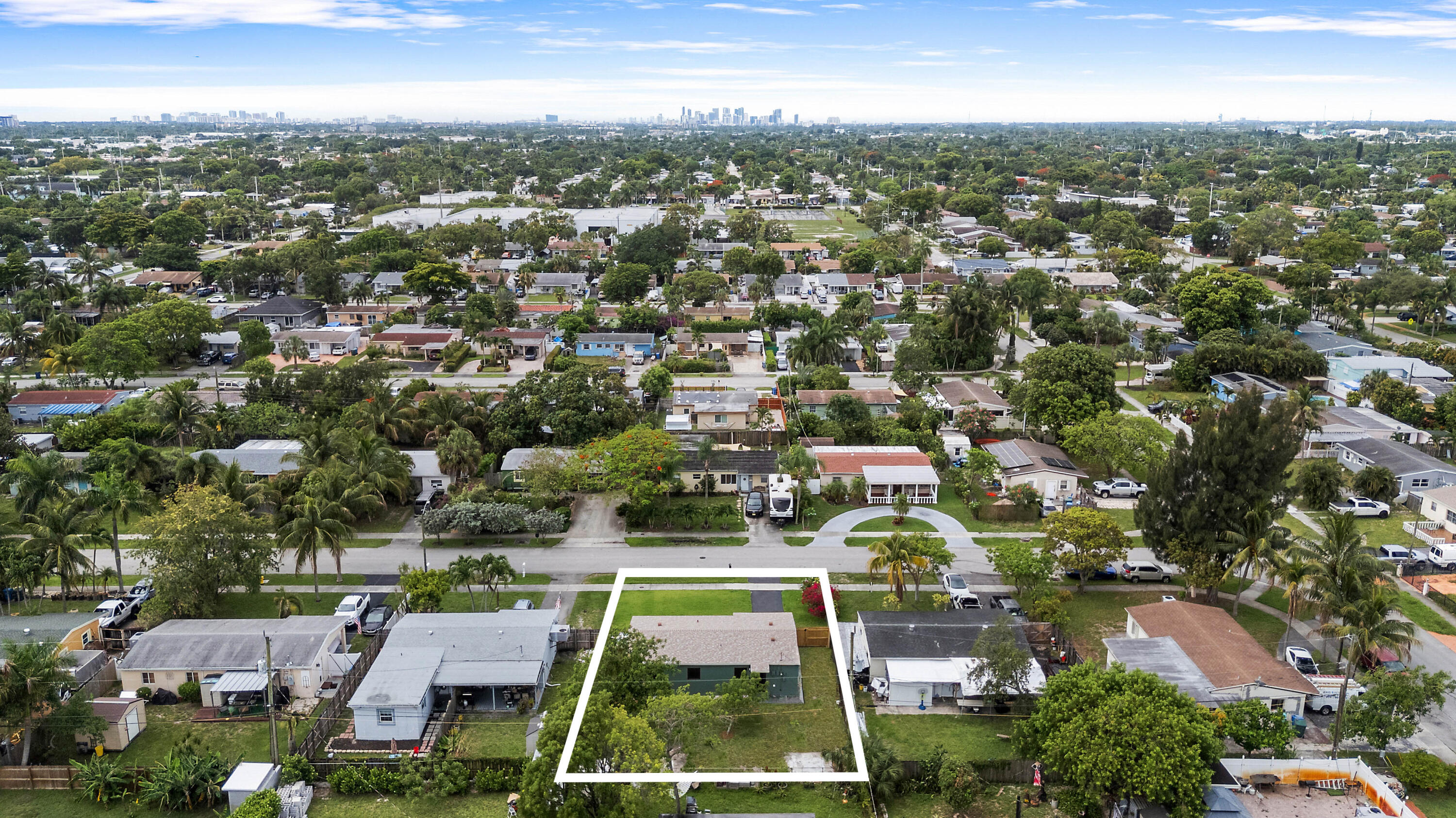 COLLIER ESTATES 1ST ADD - Residential
