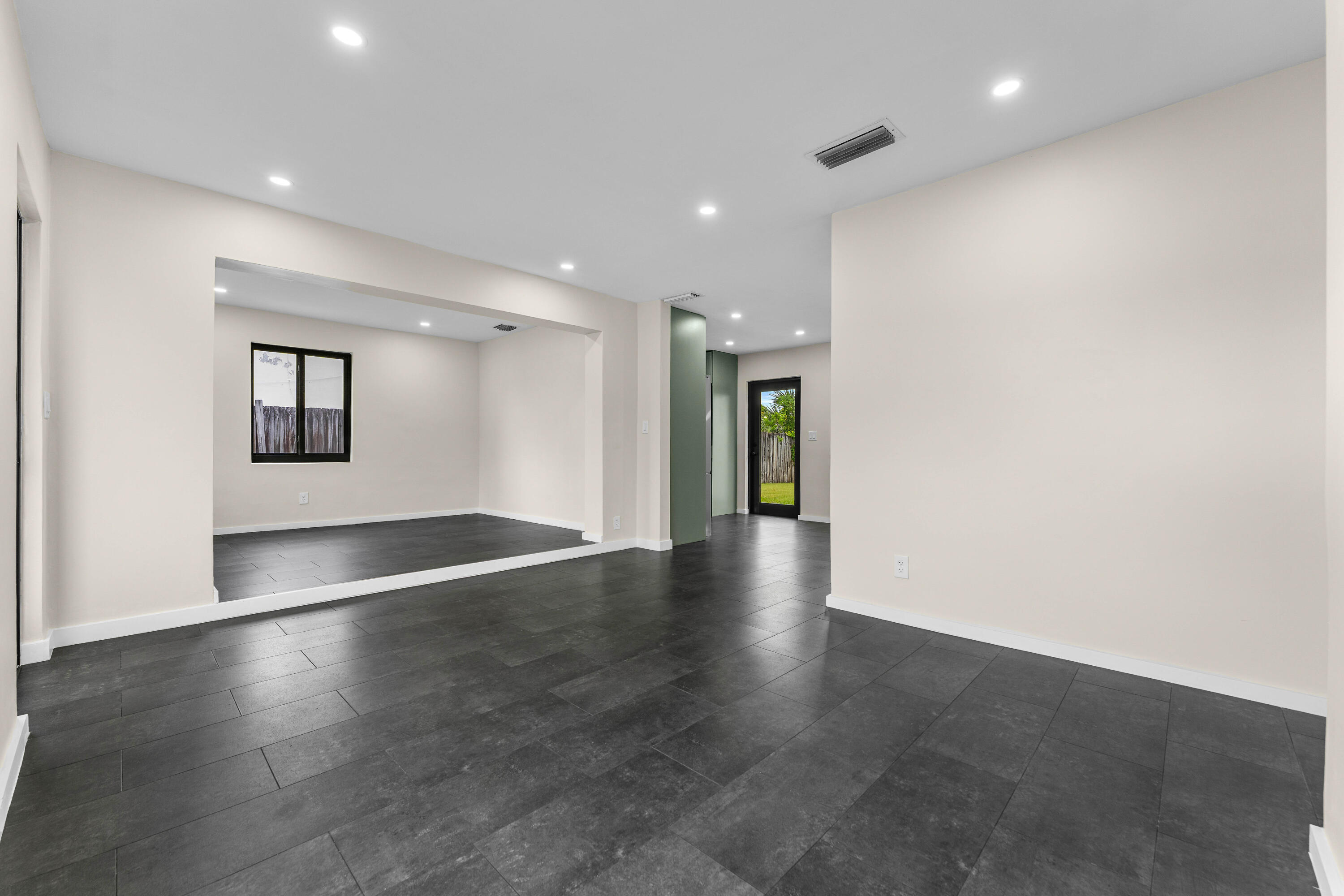 COLLIER ESTATES 1ST ADD - Residential